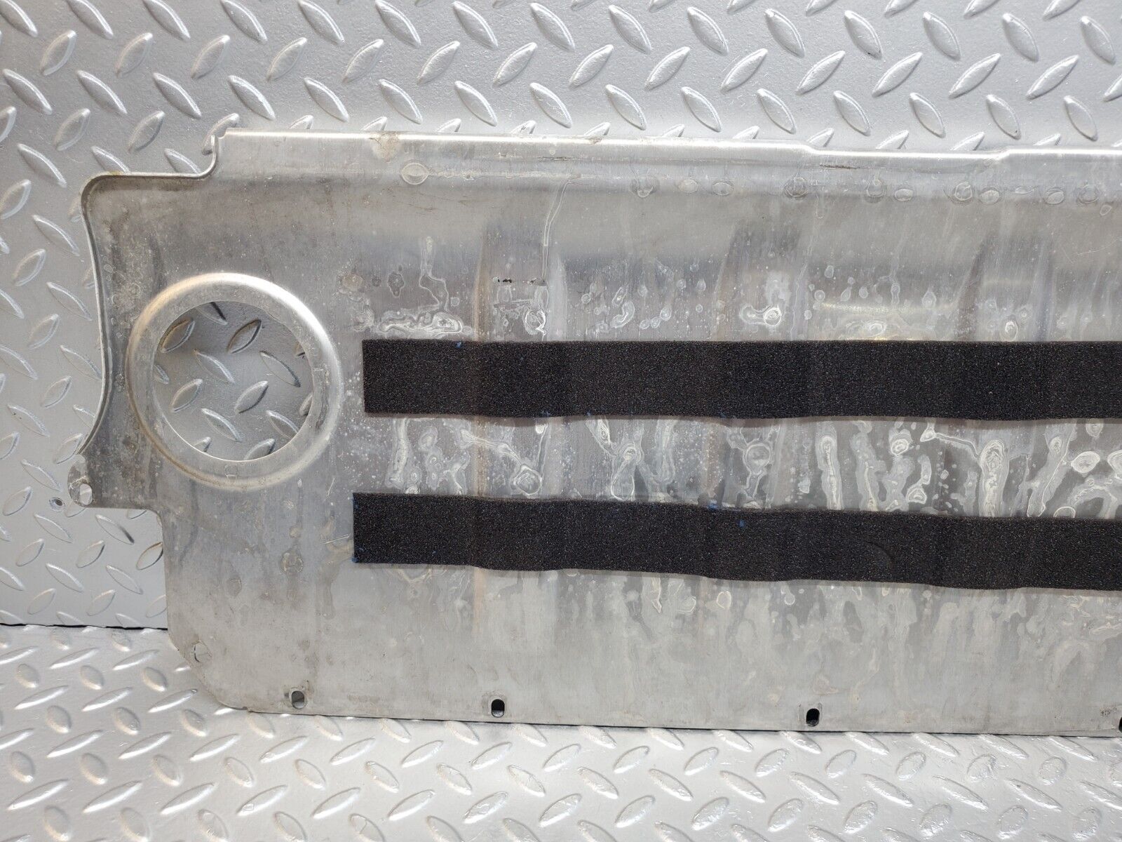 45172 Mercedes-Benz R129 300SL Coupe Fuel Tank Rear Cover