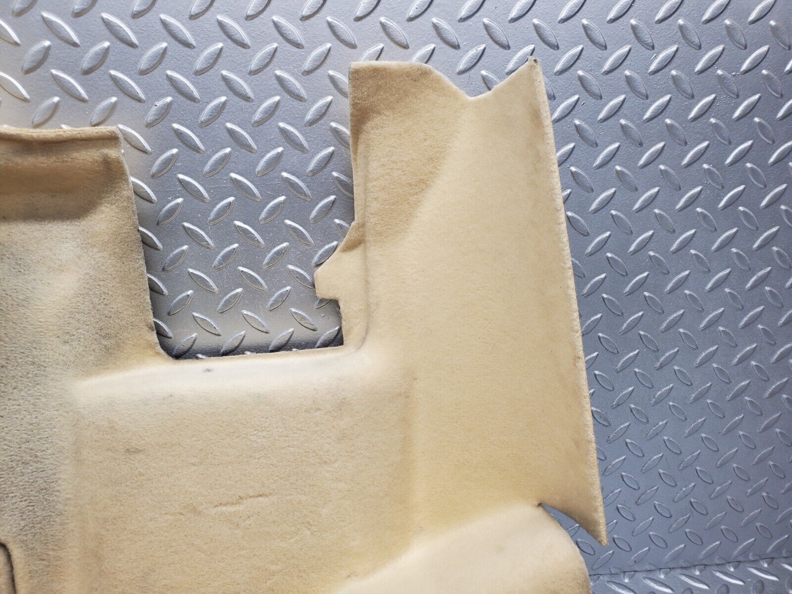 46890 Mercedes-Benz R129 320SL Coupe Trunk Cover Panel Left Side Beige 1296900098