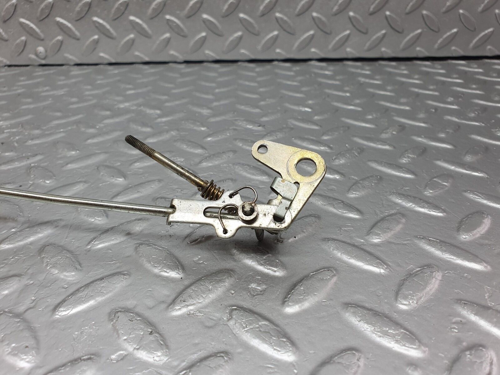 43249 Mercedes-Benz W108 280SE Rear Right Door Lock Vacuum Actuator