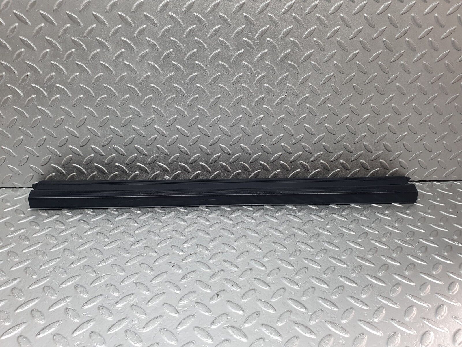 42713 Mercedes-Benz W201 190 2.0L Front Right Door Sill Blue