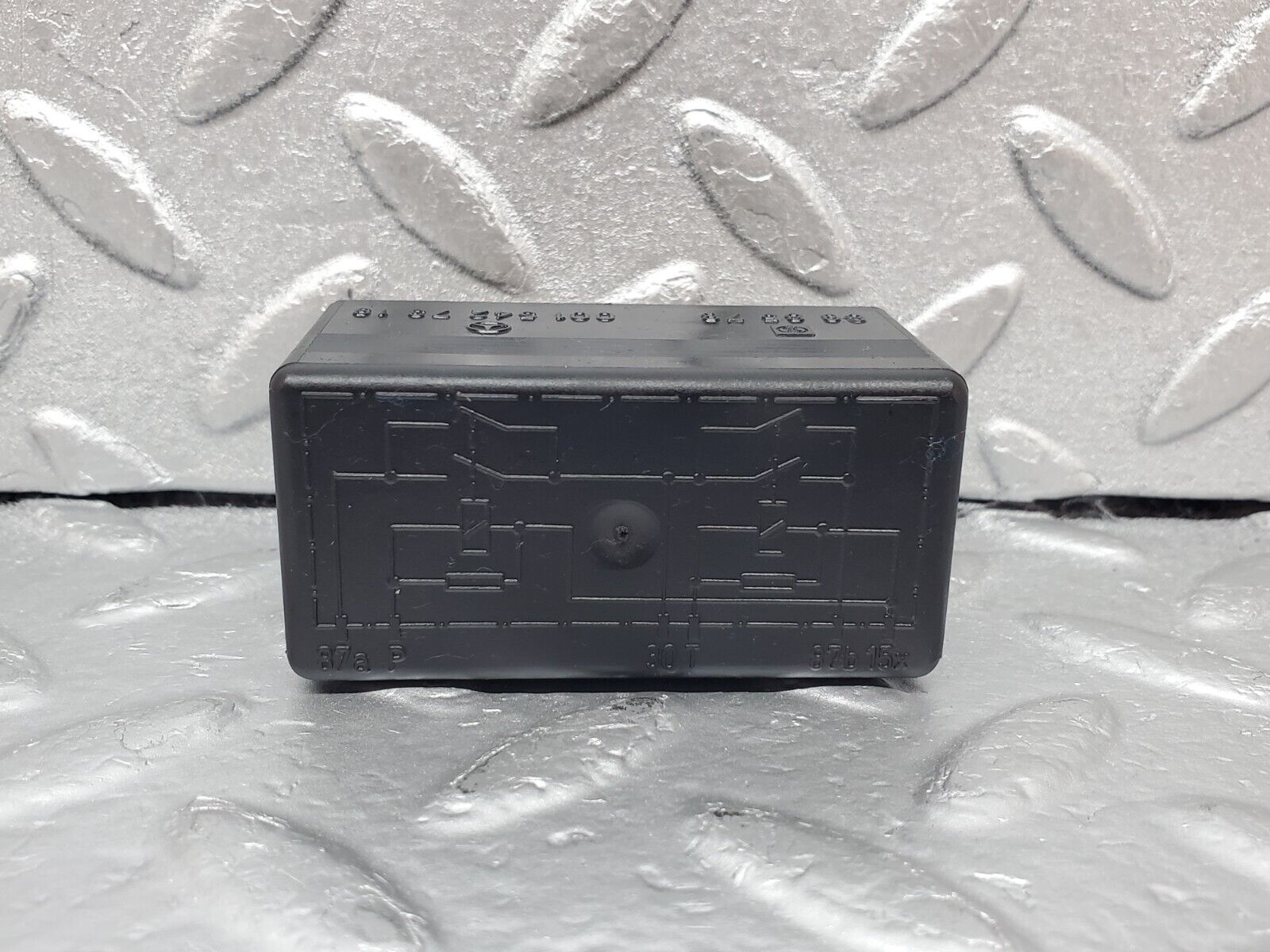 44947 Mercedes-Benz R129 300SL Coupe Auxiliary Fan Relay 0015427319