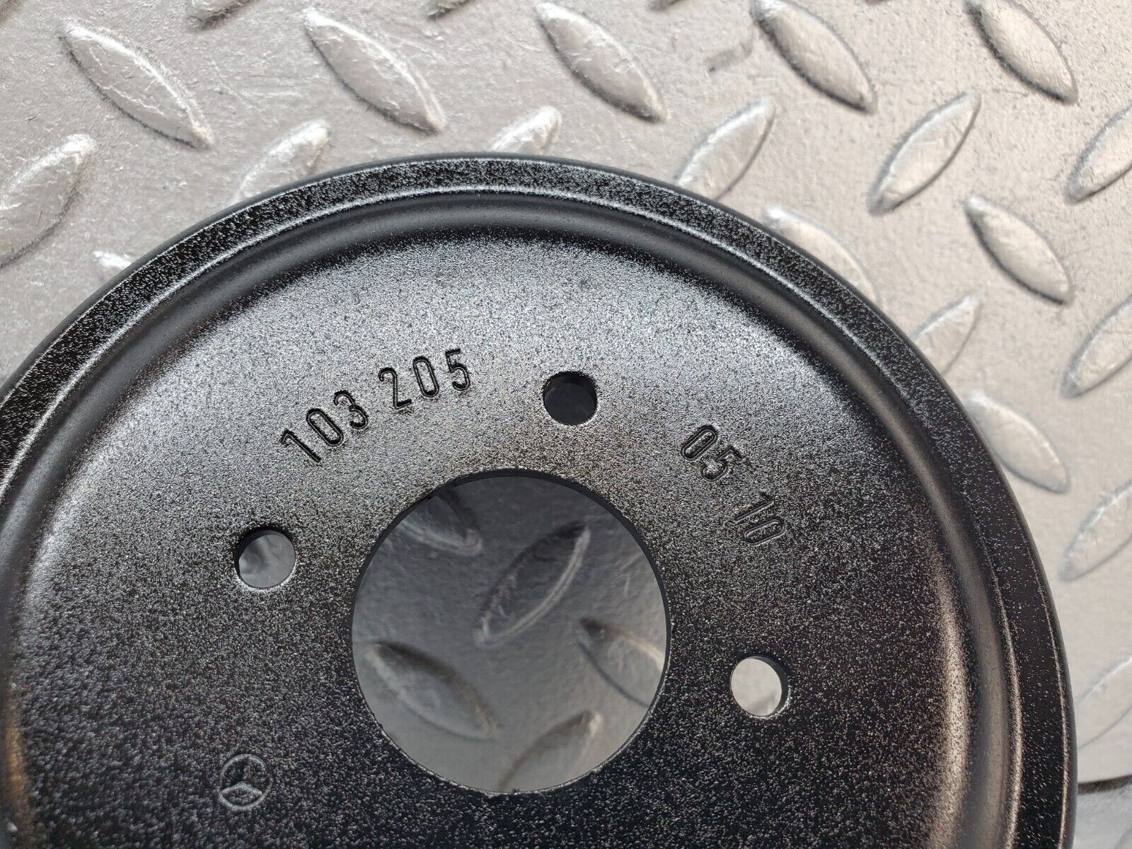 45016 Mercedes-Benz R129 300SL Coupe Engine Belt Pulley 1032050510