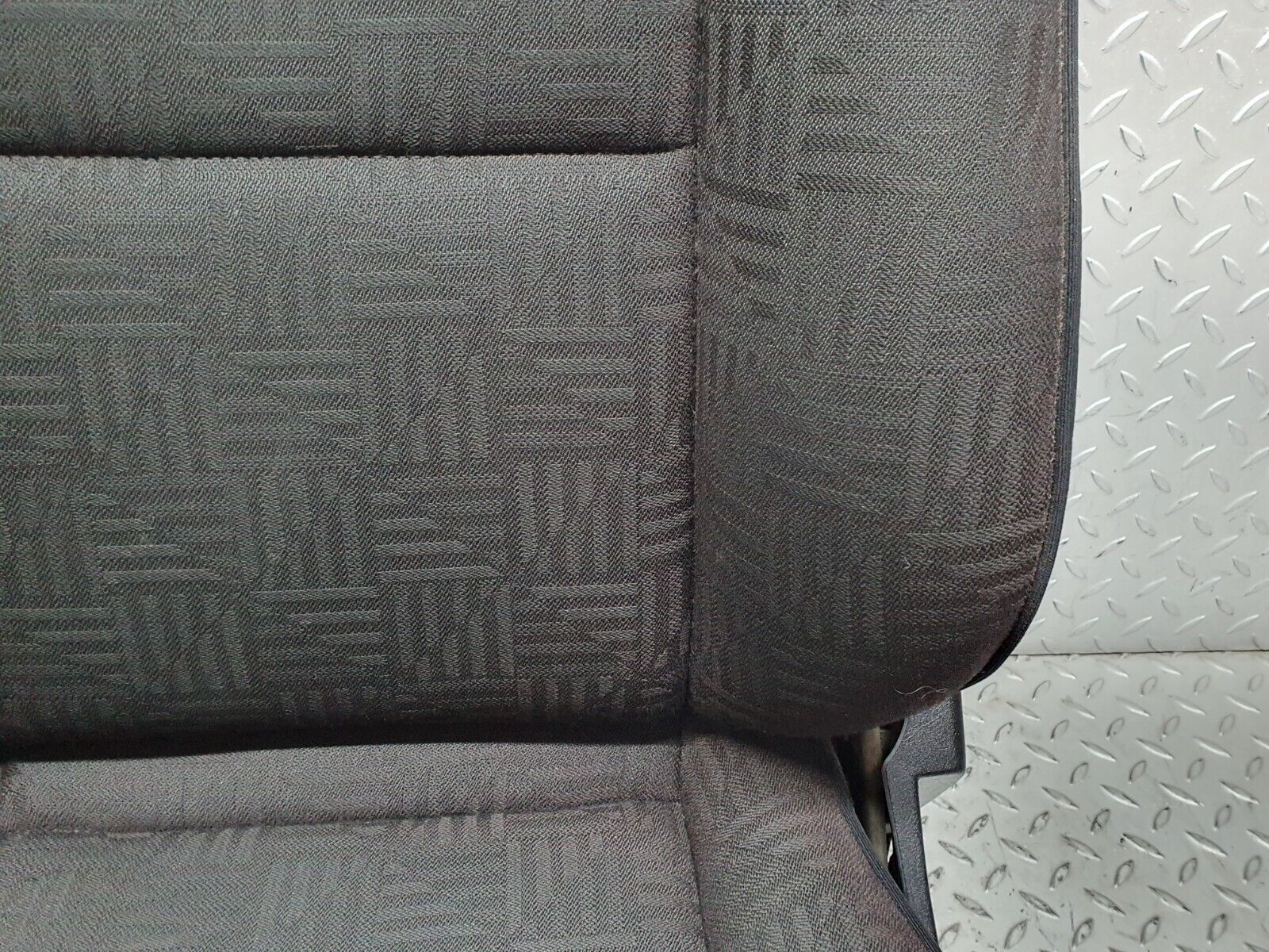 41813 Mercedes-Benz W202 C200 Front Right Passenger Seat