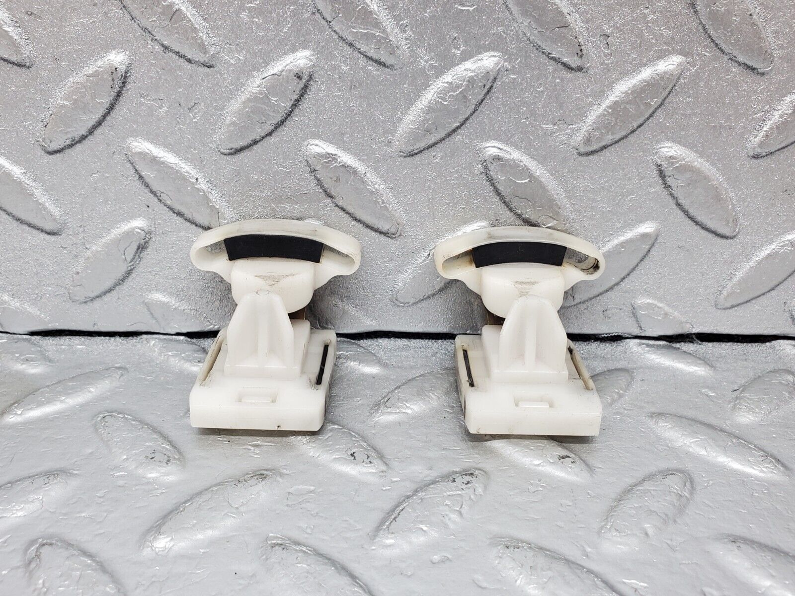 44827 Mercedes-Benz W124 220E Power Window Regulator Accessories