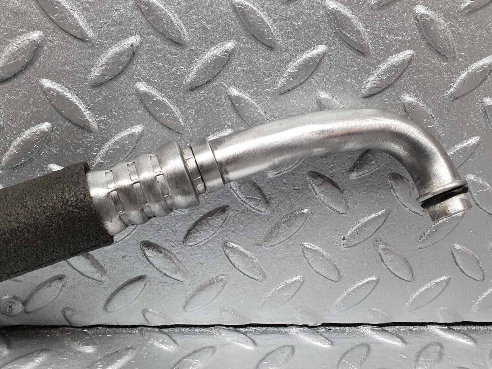 41919 Mercedes-Benz W202 C200 Air Conditioning Hose Pipe 2028302615