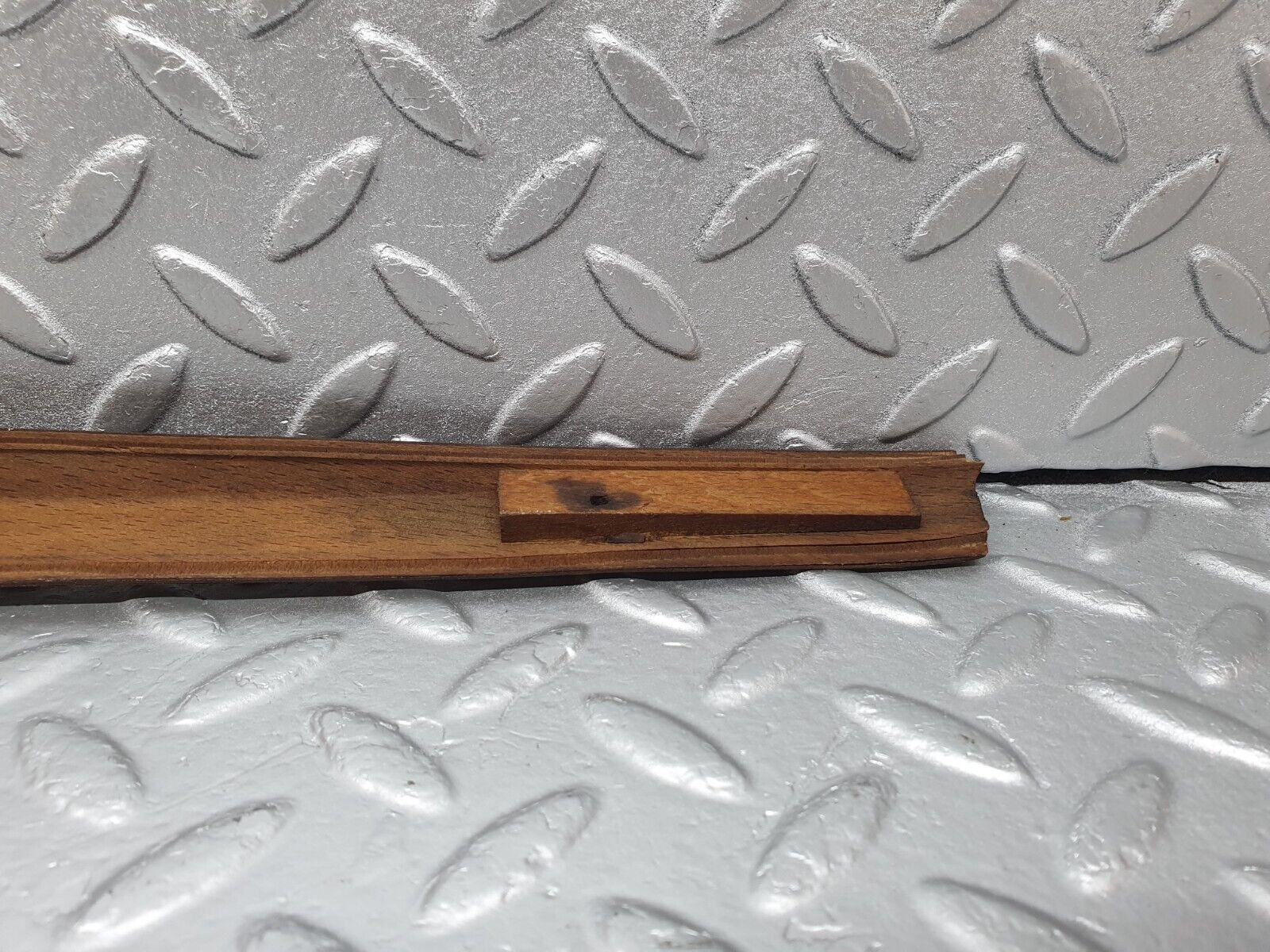 43390 Mercedes-Benz W108 280SE Front Right Door Wood Trim