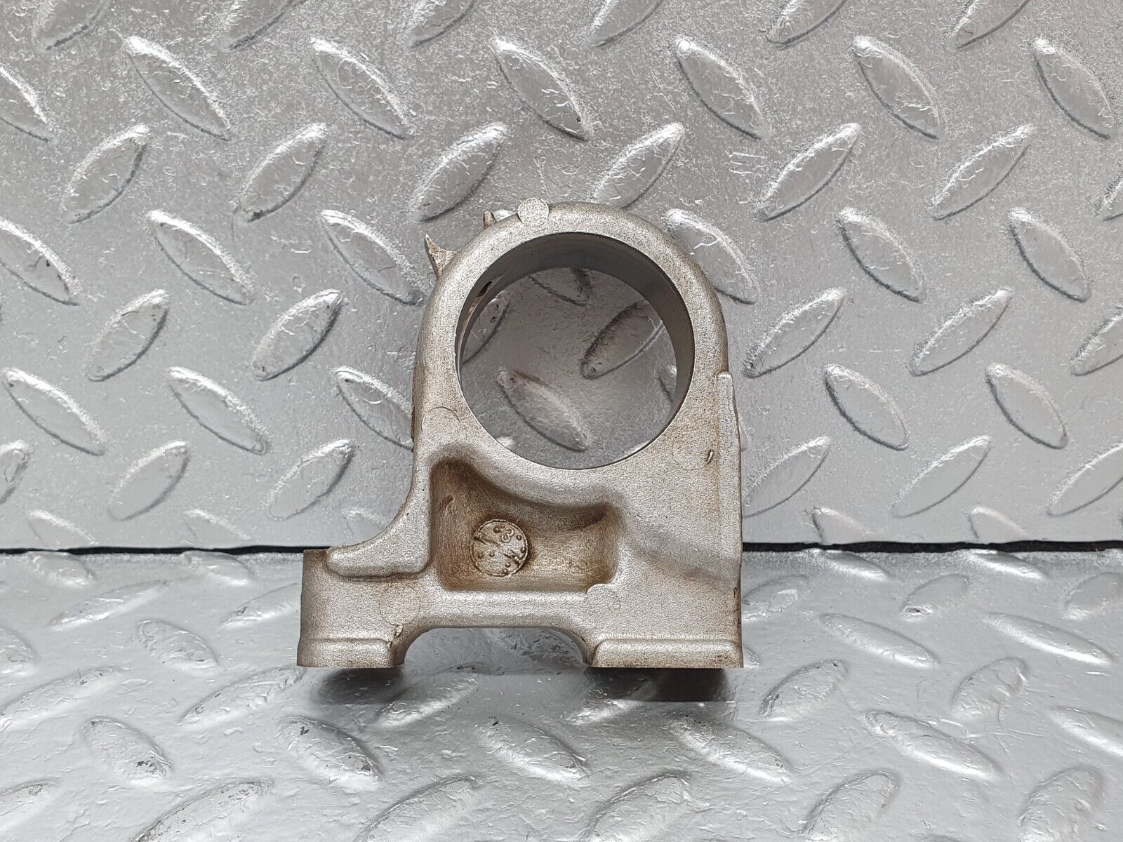 43802 Mercedes-Benz C126 380SEC Coupe Camshaft Tower Bearing 1160514612