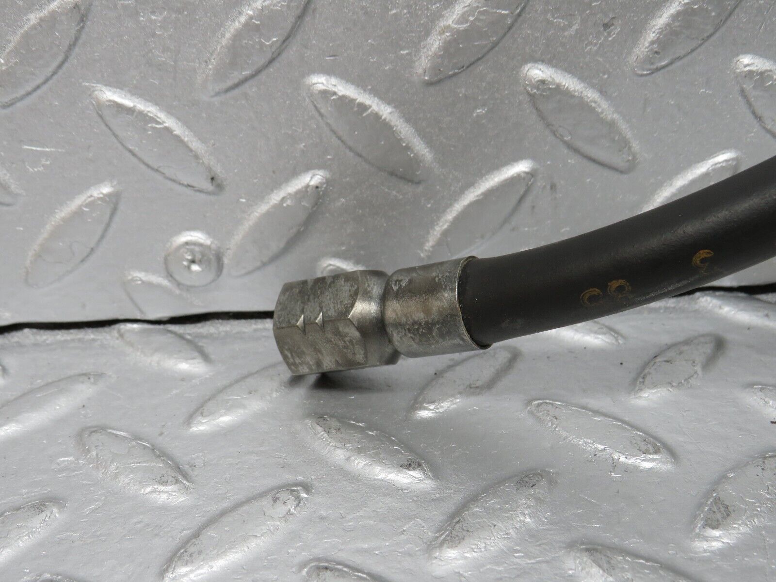 39160 Mercedes-Benz R107 500SL Fuel Pipe Line