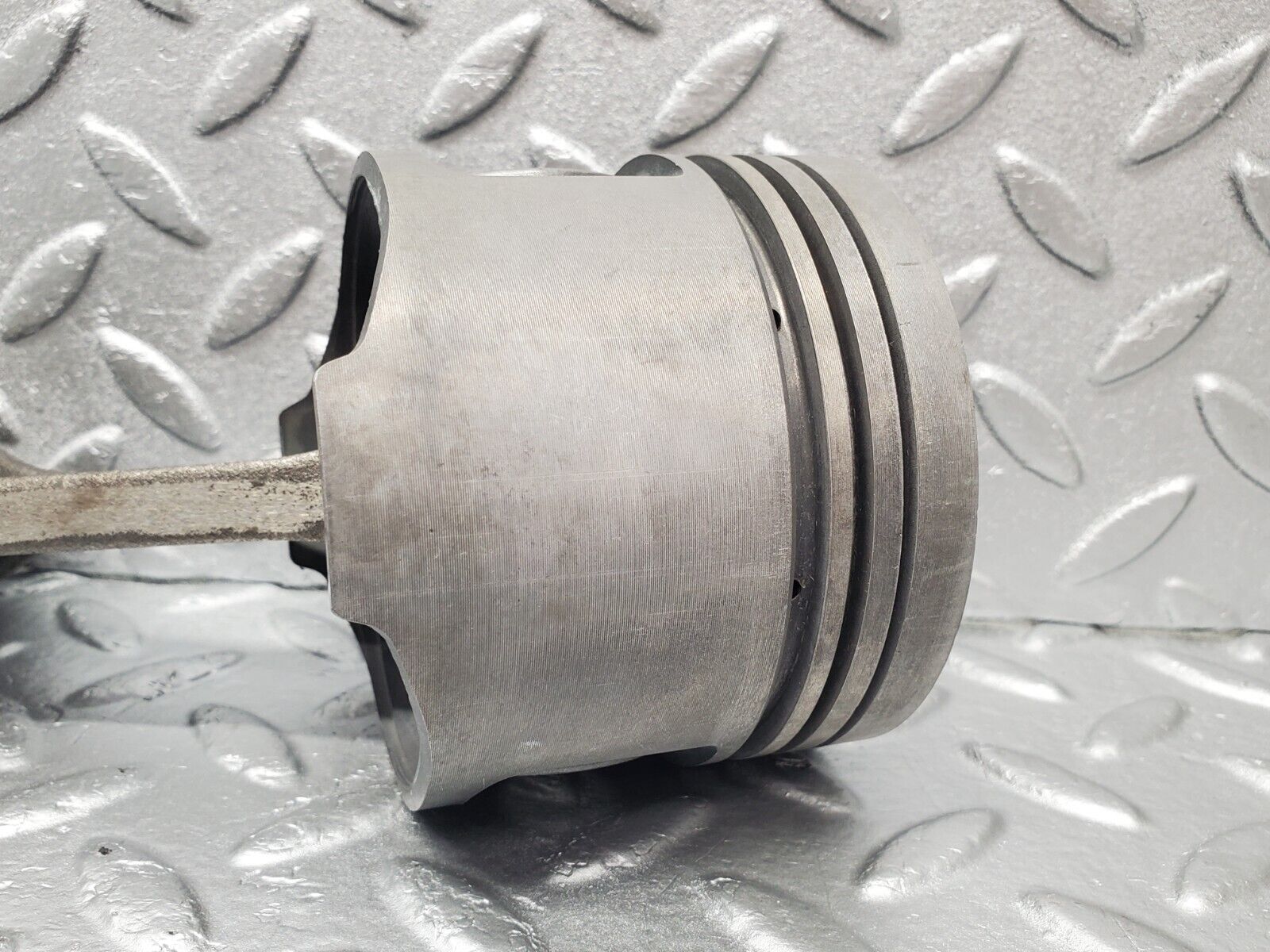 46604 Mercedes-Benz C123 280CE Coupe Piston With Connecting Rod 85.986mm 11005