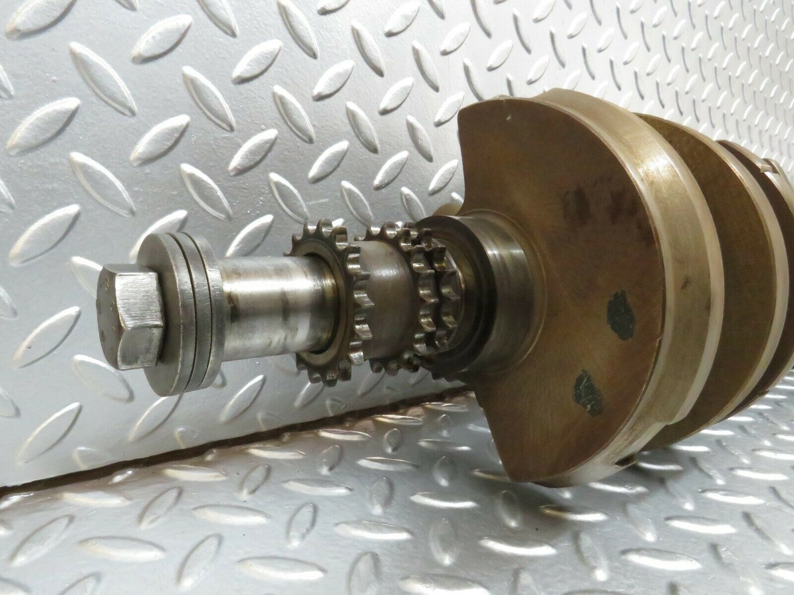 23879 Mercedes-Benz R107 450SL Crankshaft 1170311001