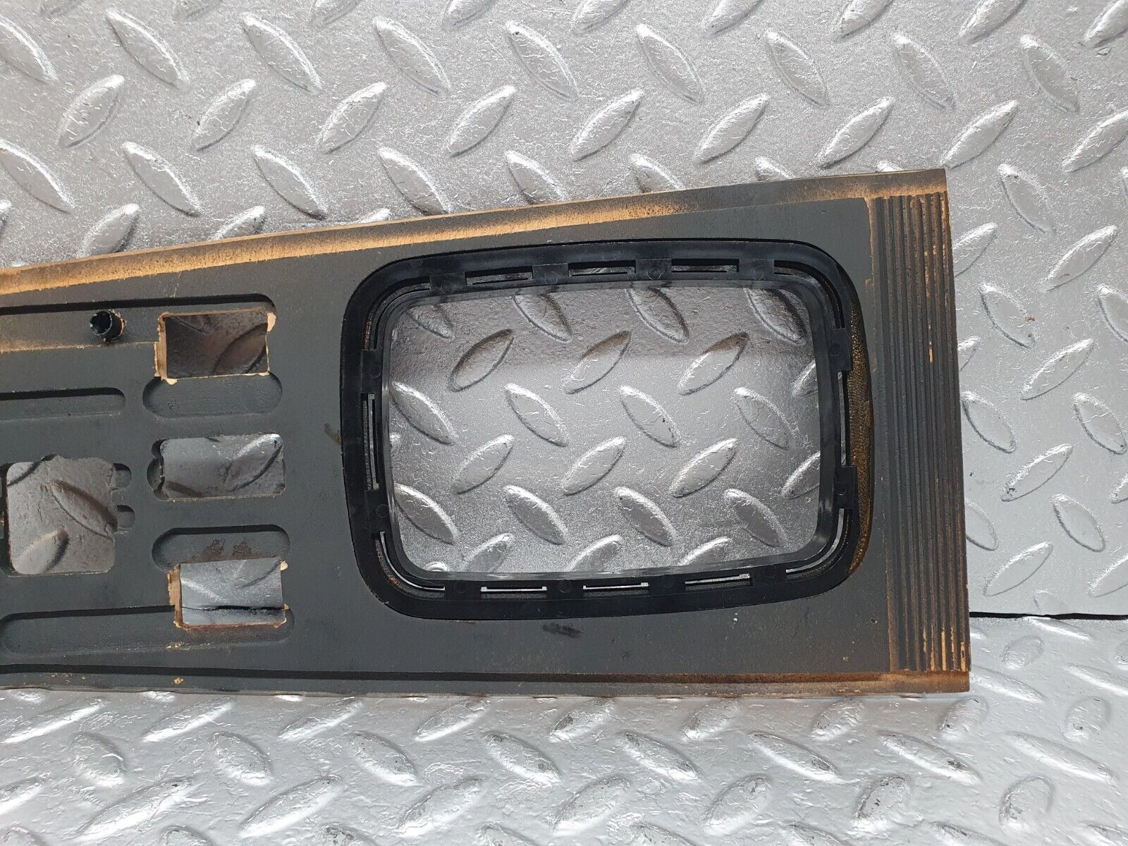 43915 Mercedes-Benz C123 230CE Coupe Centre Console Wood Panel