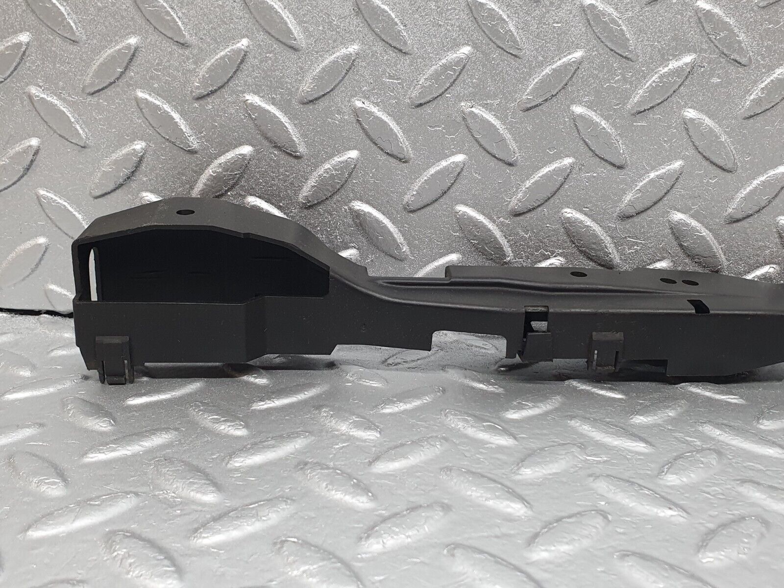 42098 Mercedes-Benz W202 C200 Front Panel Plastic Cover Trim 2026280407