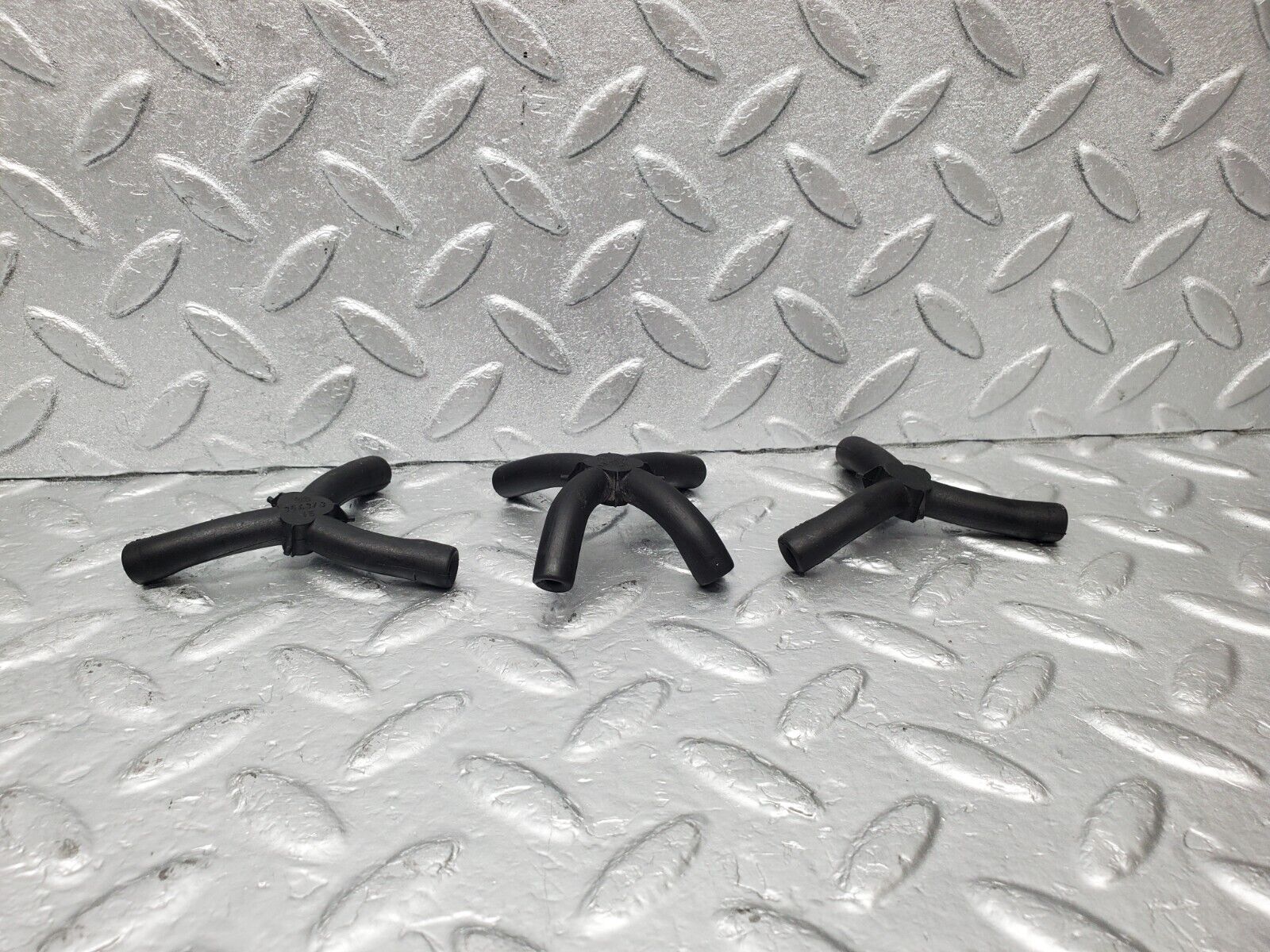 46674 Mercedes-Benz C123 280CE Coupe Vacuum Pipe Hose Distributor