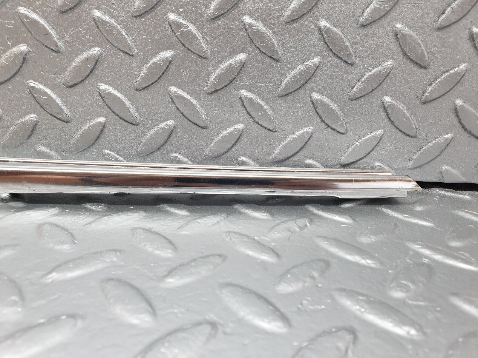 43215 Mercedes-Benz W108 280SE Rear Right Door Window Chrome Channel