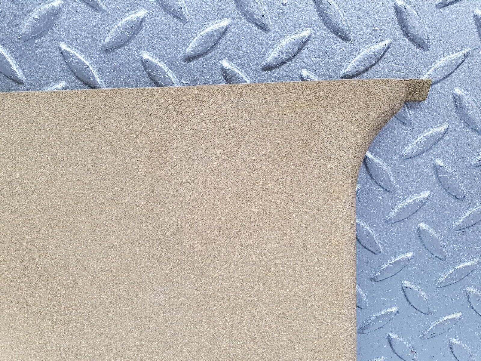 43880 Mercedes-Benz C123 230CE Coupe Front Left Kick Panel Beige 1236880906