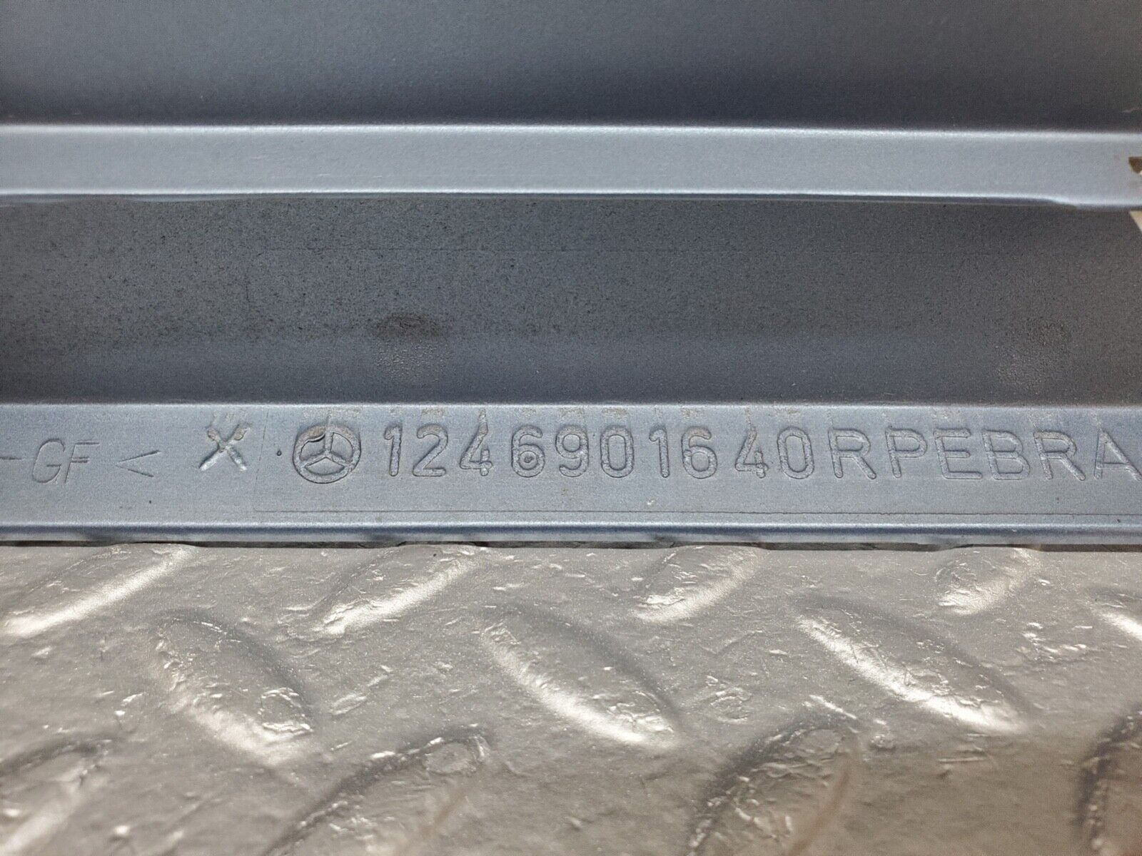 44642 Mercedes-Benz W124 220E Front Right Door Lower Trim 1246901640