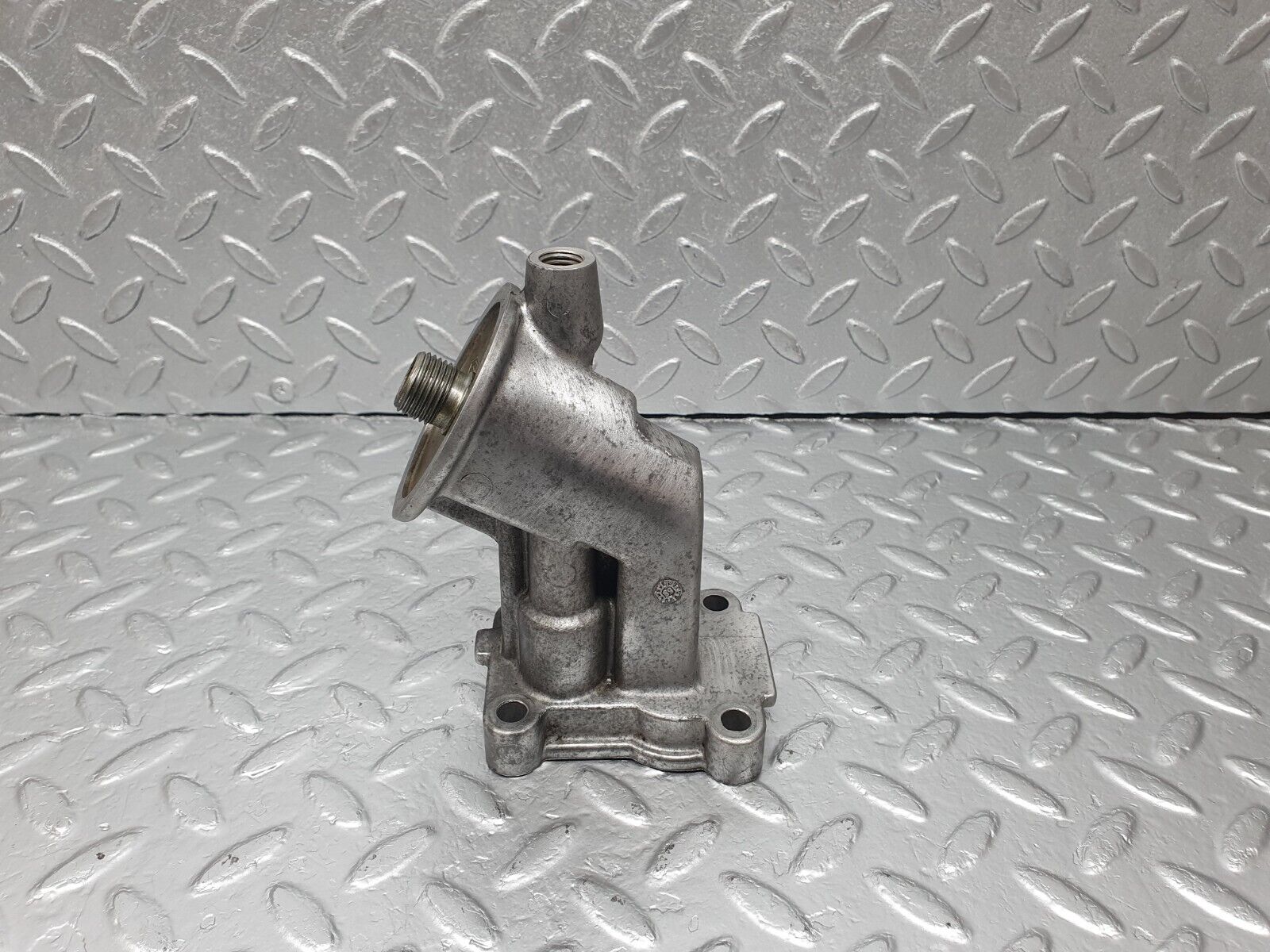 42914 Mercedes-Benz W201 190 2.0L Oil Filter Housing 1021800038