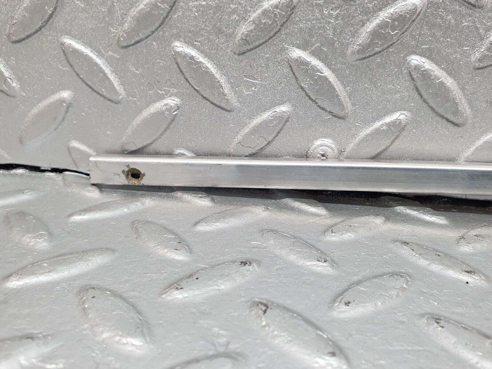 41715 Mercedes-Benz W124 200E Sunroof Chrome Trim