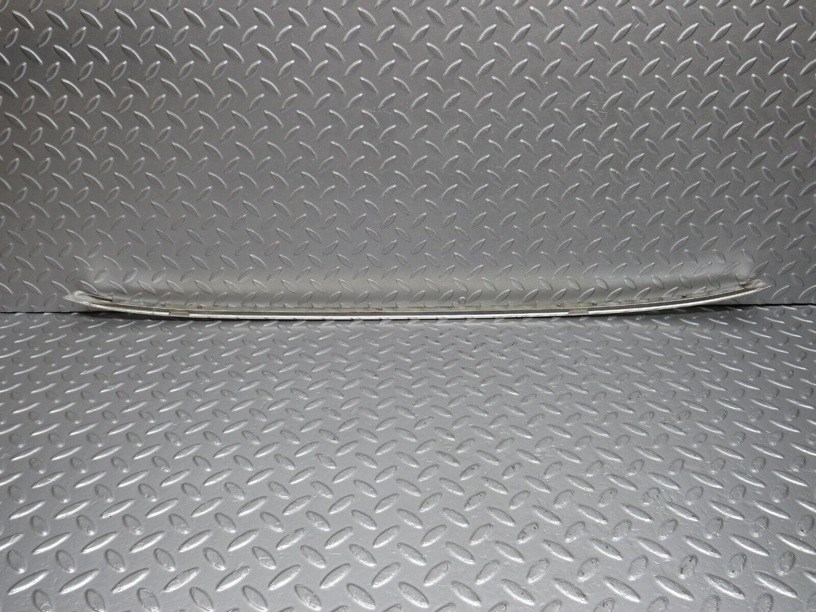 40203 Mercedes-Benz R107 Hardtop Roof Chrome Right Side