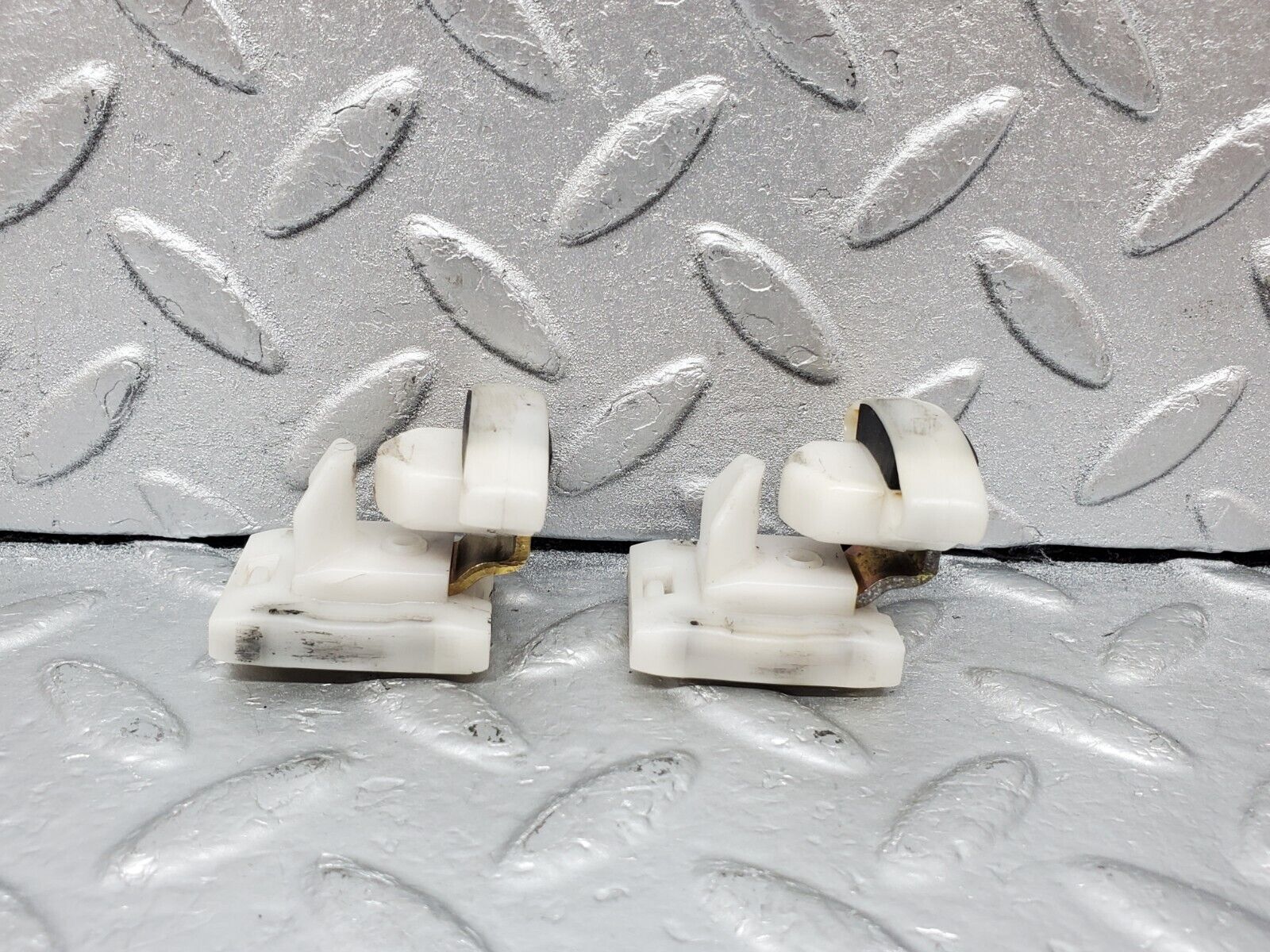 44827 Mercedes-Benz W124 220E Power Window Regulator Accessories