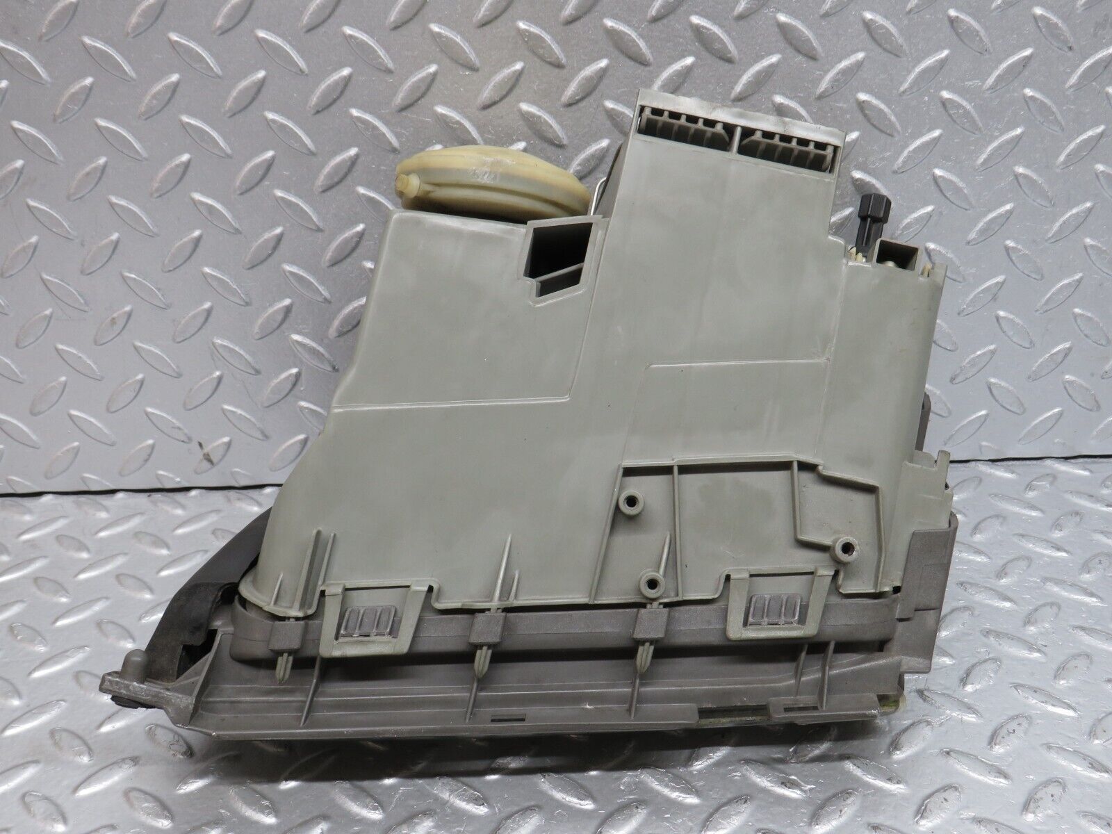 39629 Mercedes-Benz R129 320SL Headlight Bosch Right 0301090702 1298203861