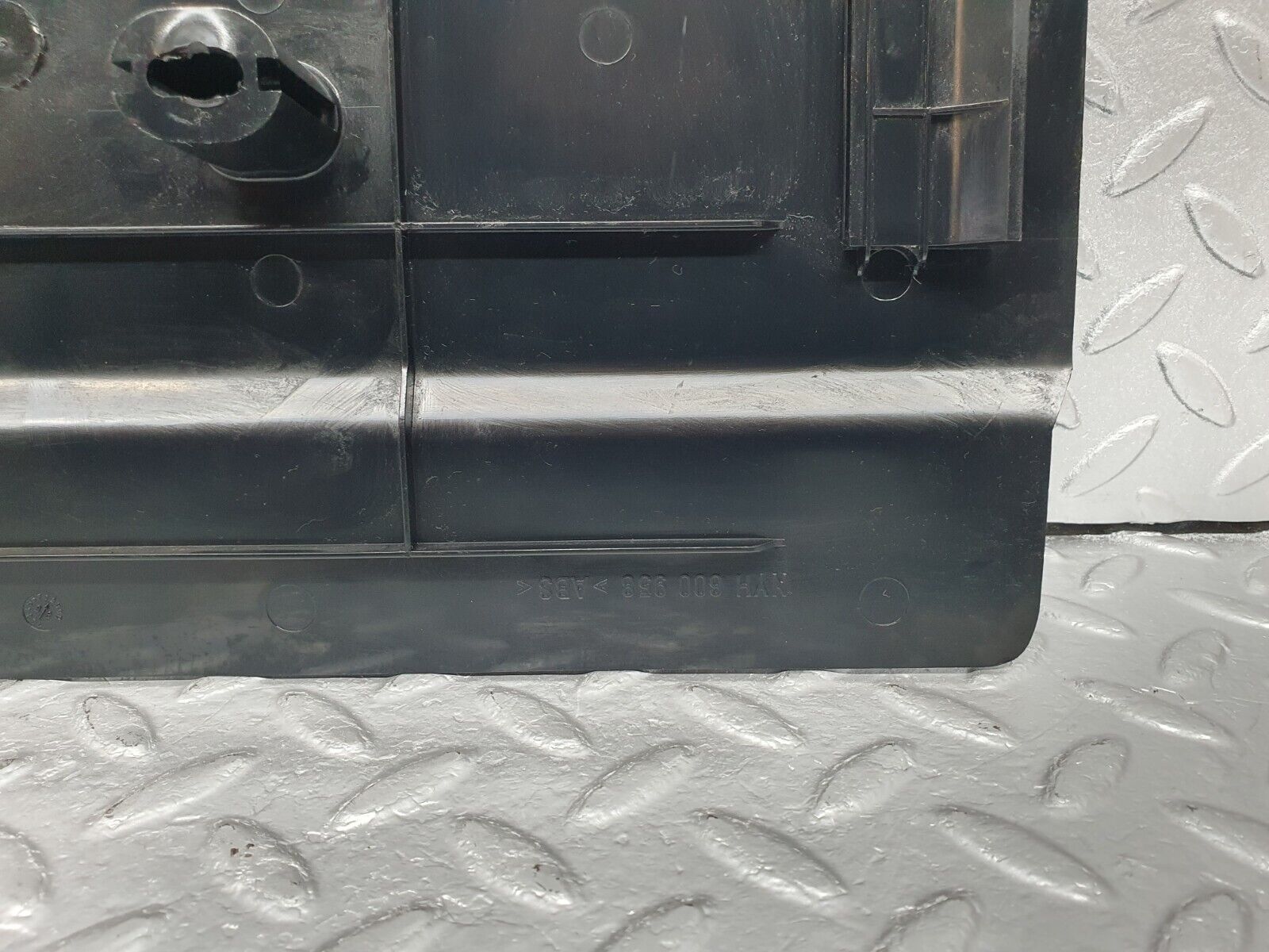 41777 Mercedes-Benz W202 C200 Front Right Kick Panel Black 2026800483