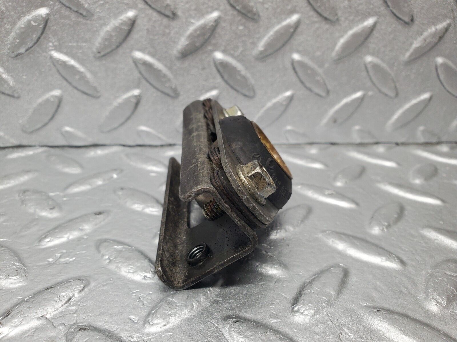 47010 Mercedes-Benz R129 320SL Coupe Roof Lock Latch 1296300320