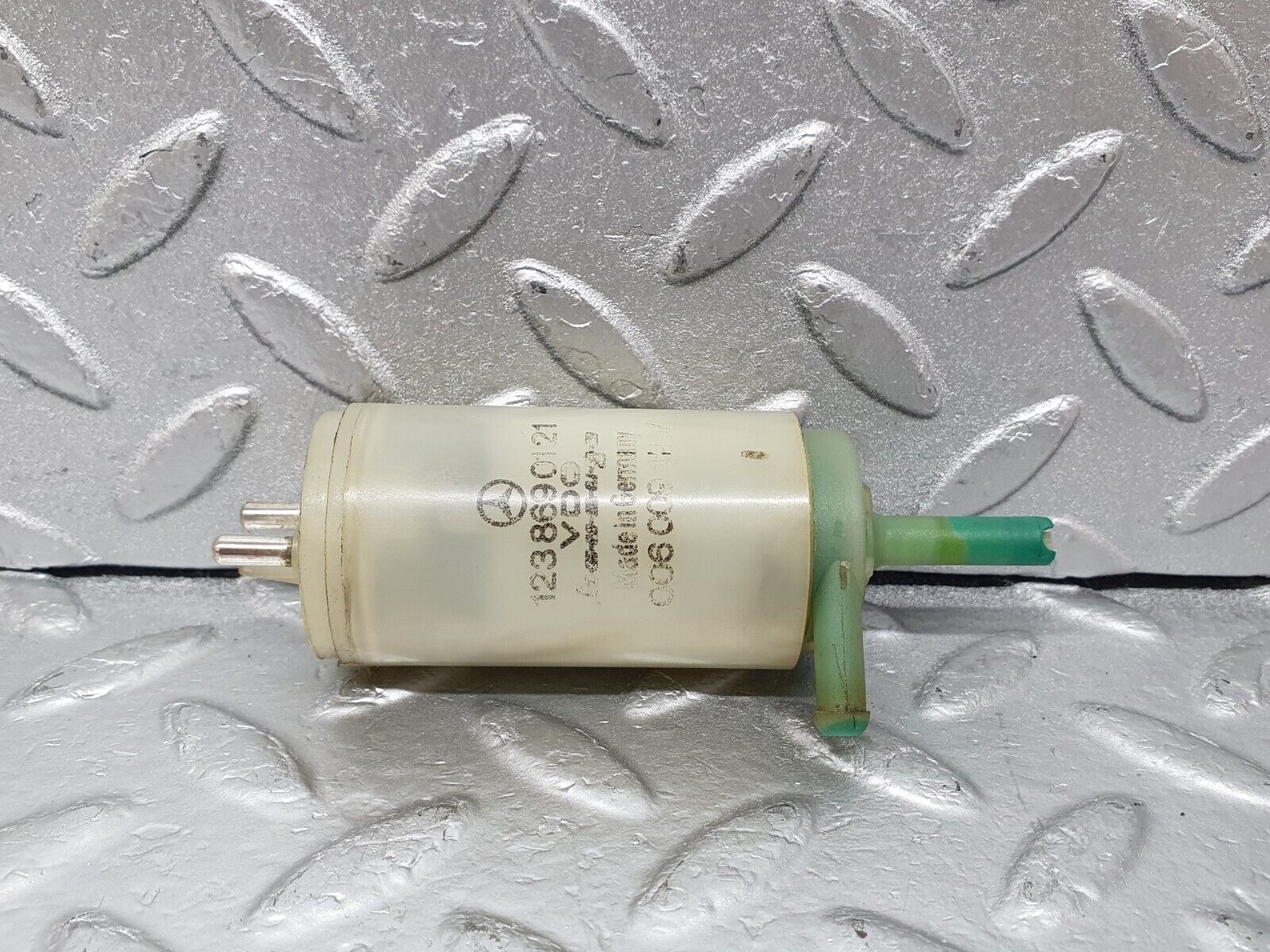 44071 Mercedes-Benz C123 230CE Coupe Windscreen Washer Pump VDO 1238690121
