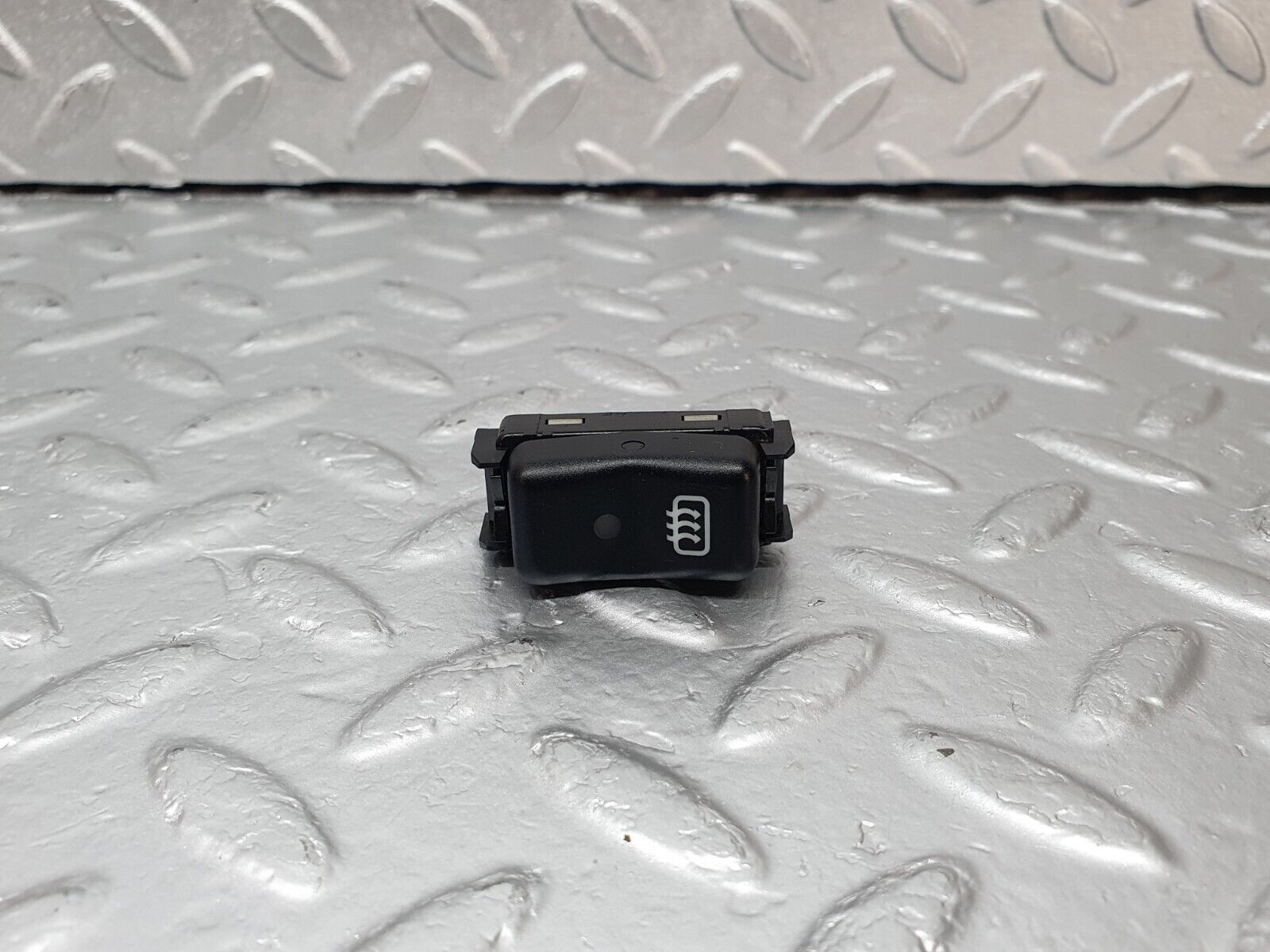 42387 Mercedes-Benz R129 320SL Coupe Rear Windscreen Defroster Switch 1298207410