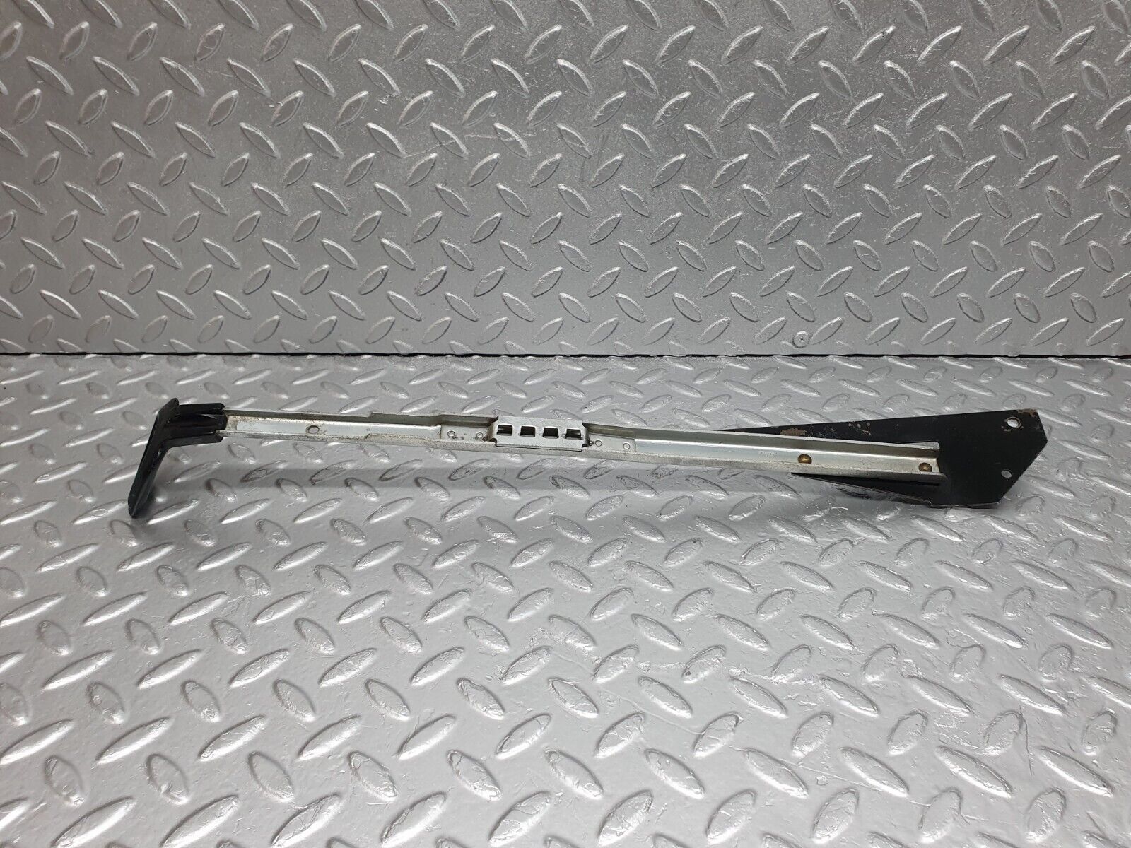 43095 Mercedes-Benz W108 280SE Front Right Seat Side Sliding Adjust Handle