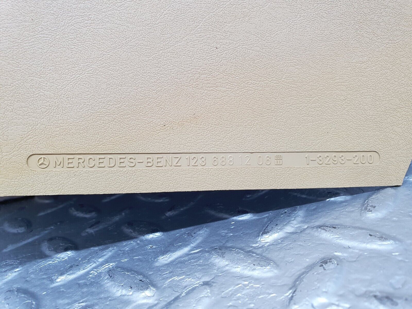 43879 Mercedes-Benz C123 230CE Coupe Front Right Kick Panel Beige 1236881206