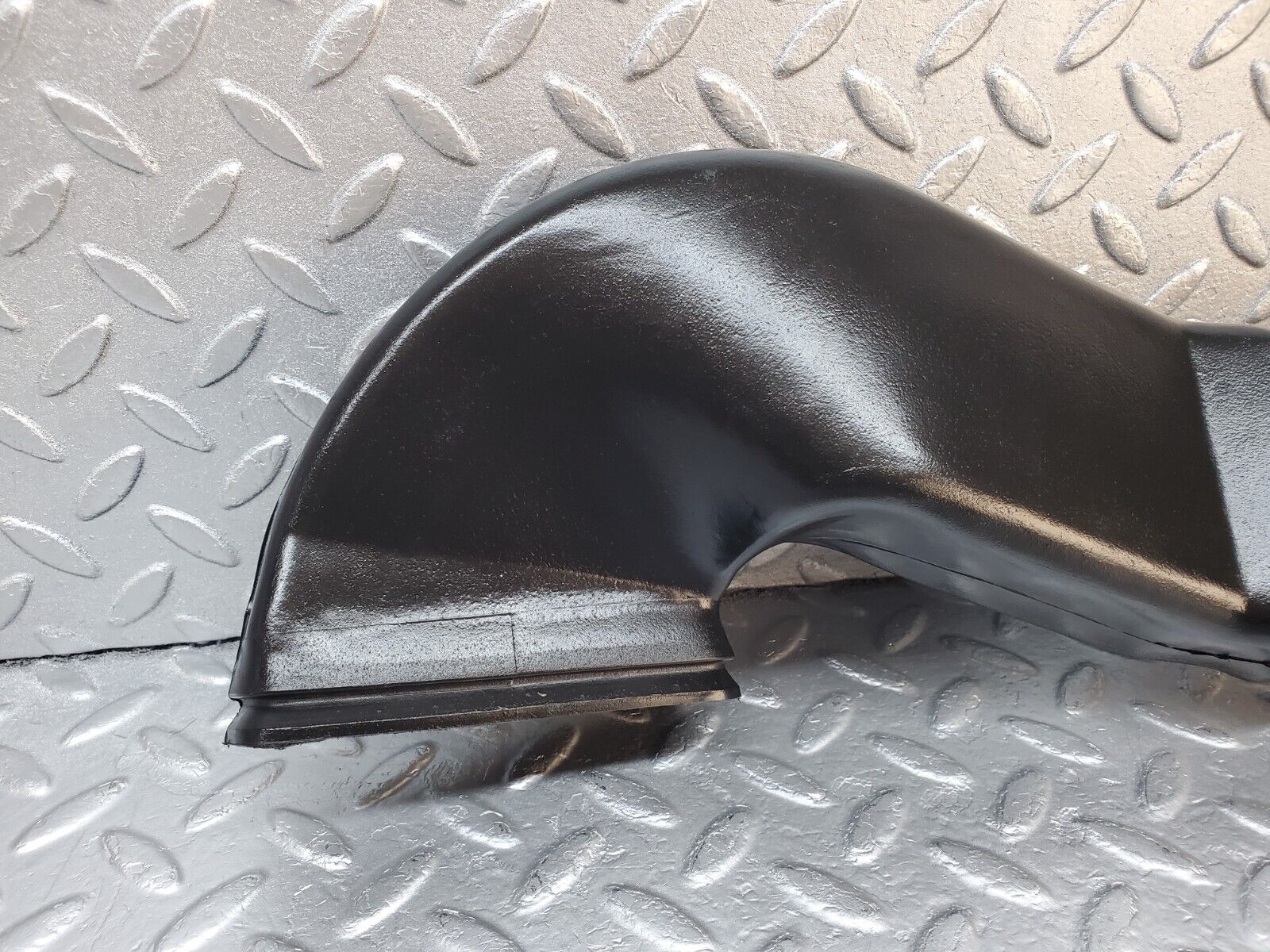 45927 Mercedes-Benz W126 420SE Dashboard Air Duct Right 1268312546