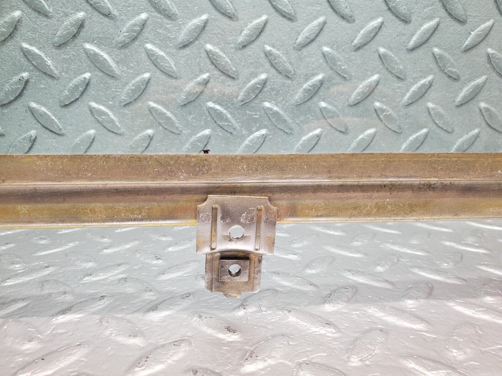 46433 Mercedes-Benz C123 280CE Coupe Right Door Window Glass 1237250232 1237250432