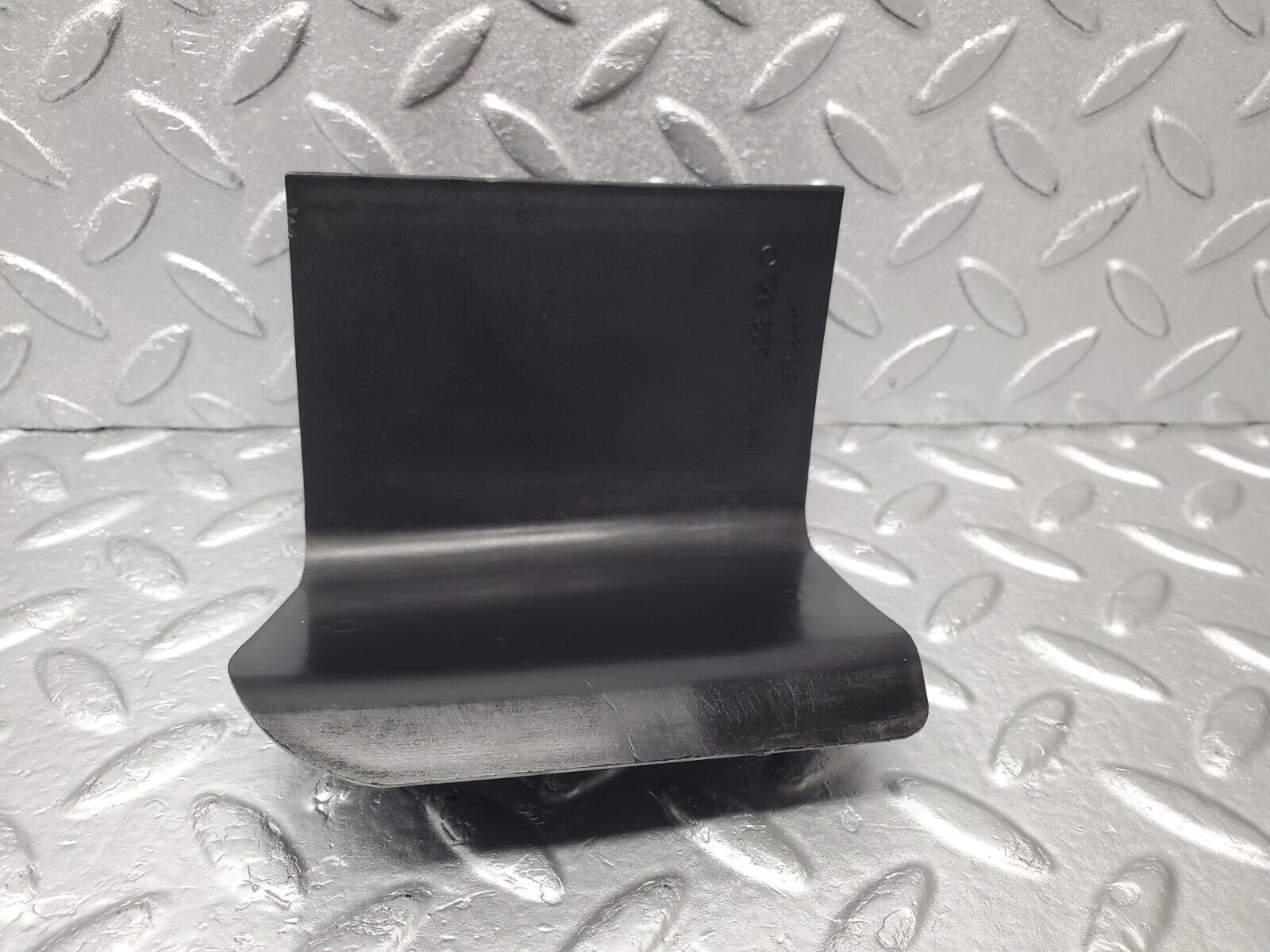 46965 Mercedes-Benz R129 320SL Coupe Central Locking Pump Bracket 1298051314