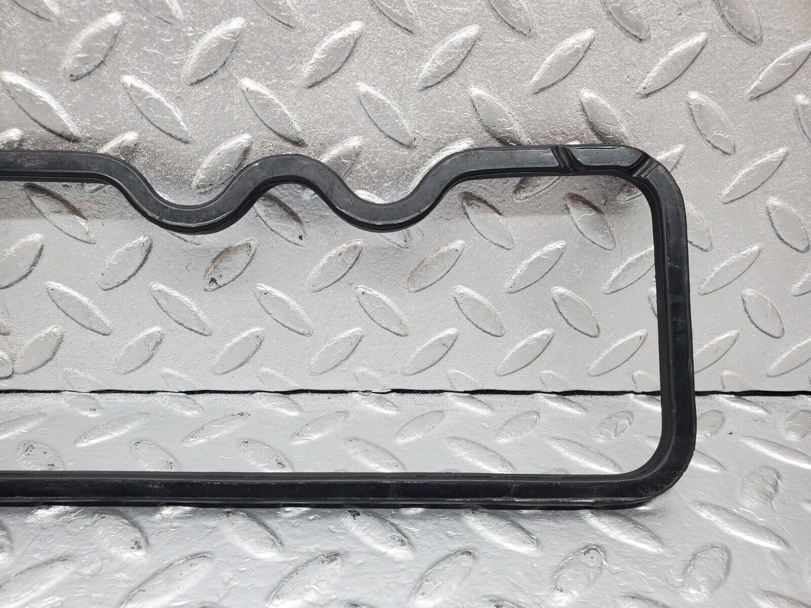 45283 Mercedes-Benz C107 350SLC Coupe Valve Cover Gasket Right Side 1160160621