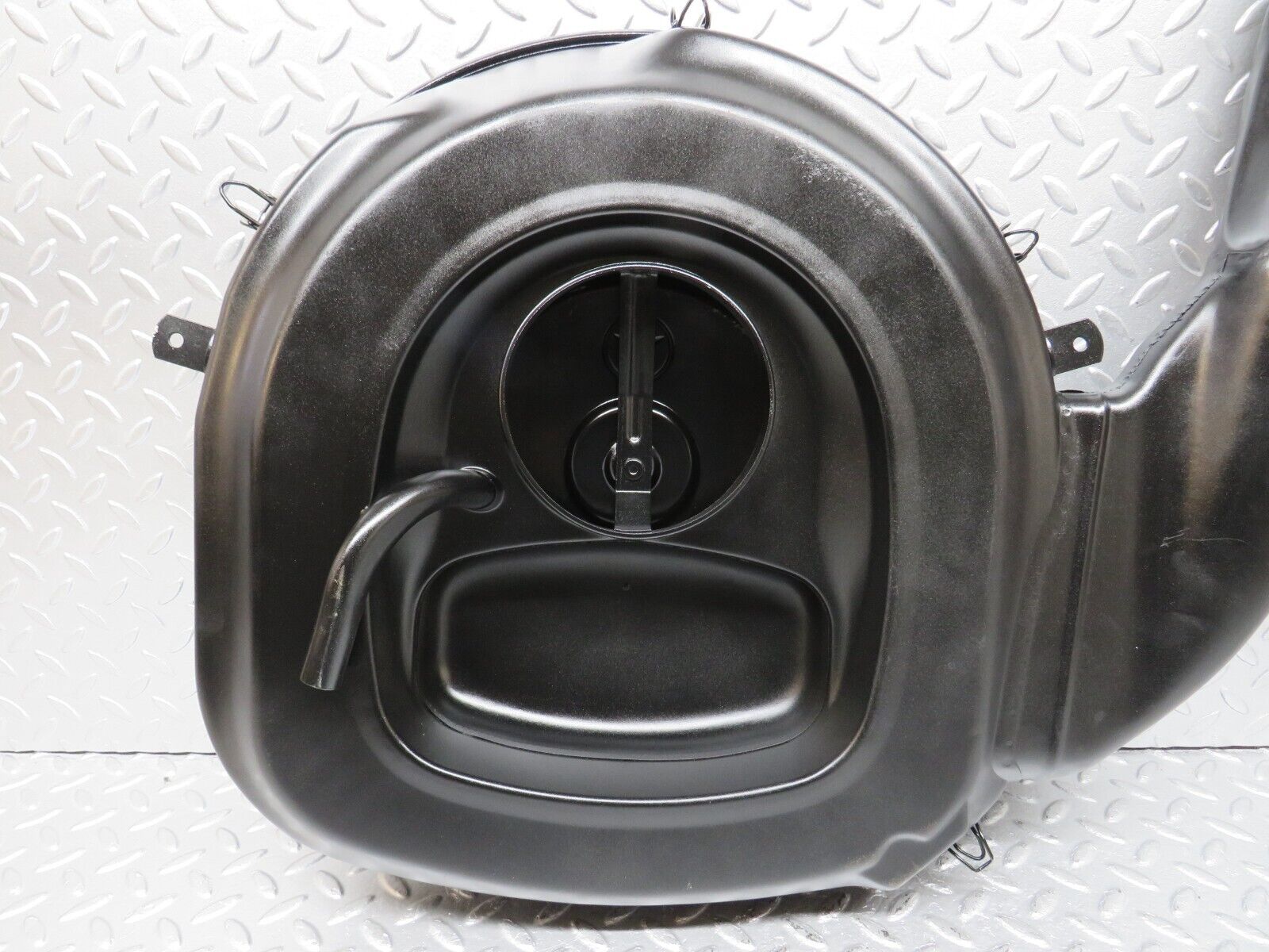 40101 Mercedes-Benz R107 350SL Air Filter Box Housing 0080948902