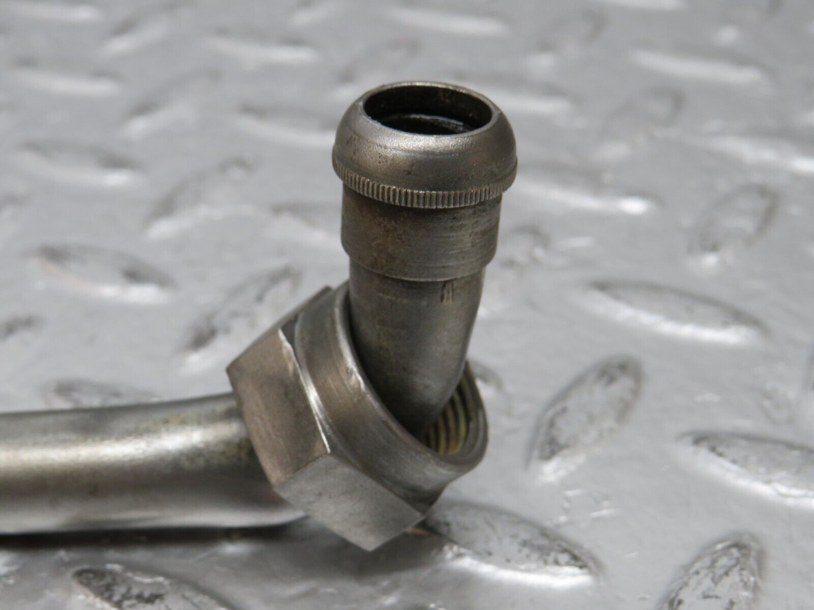 32833 Mercedes-Benz C107 R107 350 V8 Air Intake Manifold Hose