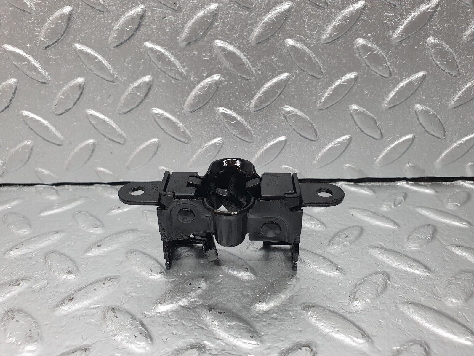 42244 Mercedes-Benz R129 320SL Coupe Bonnet Lock Latch