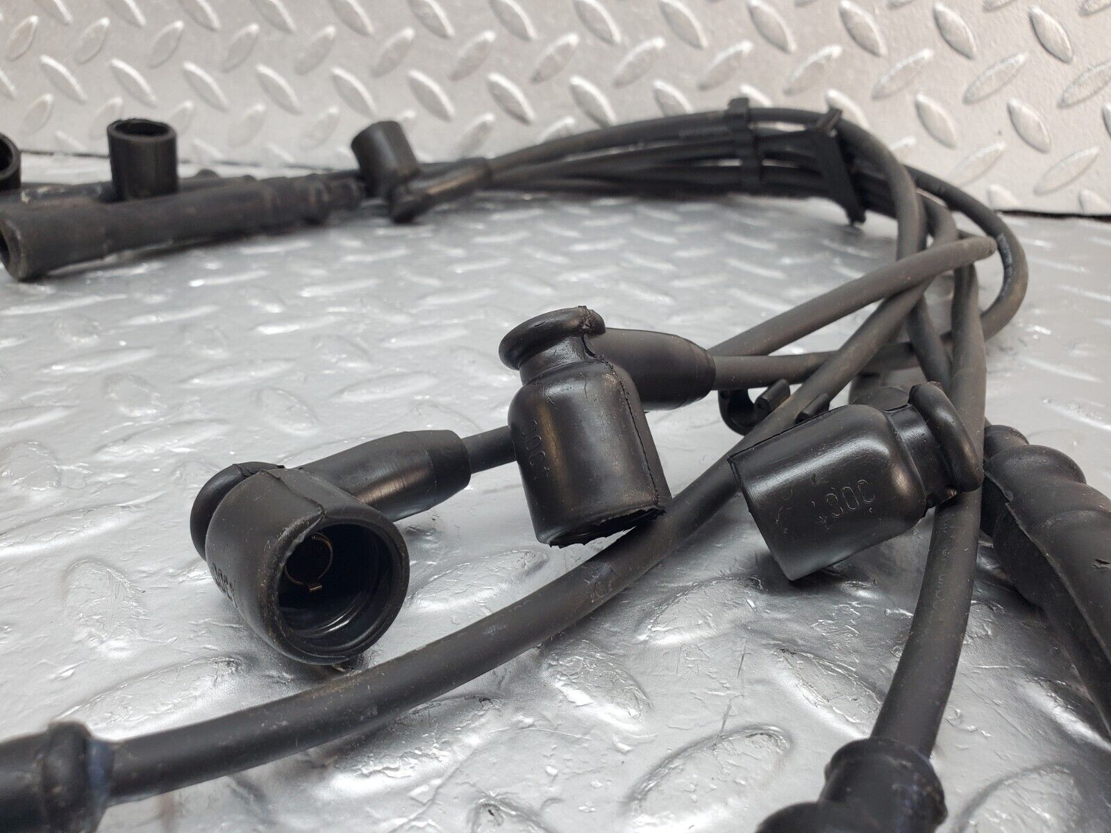 45376 Mercedes-Benz 280E M110.983 Ignition Coil Lead Set