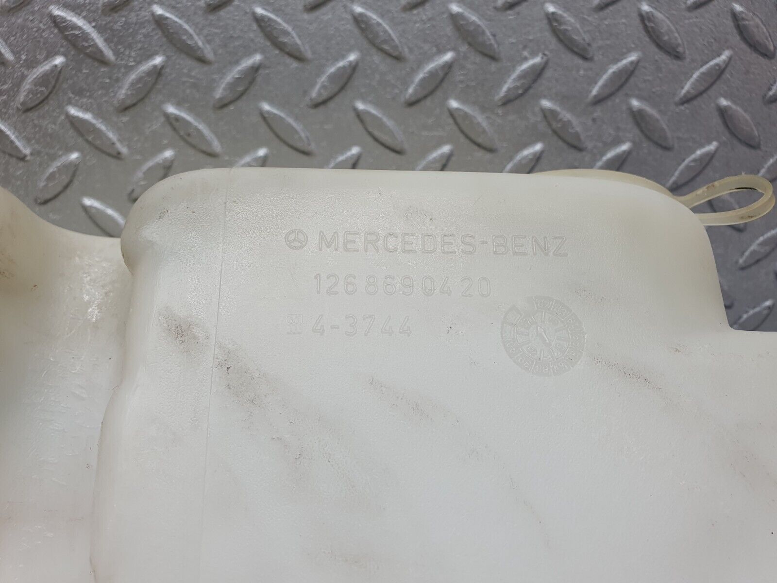 43594 Mercedes-Benz C126 380SEC Coupe Windscreen Washer Fluid Reservoir 1268690420 1238690072
