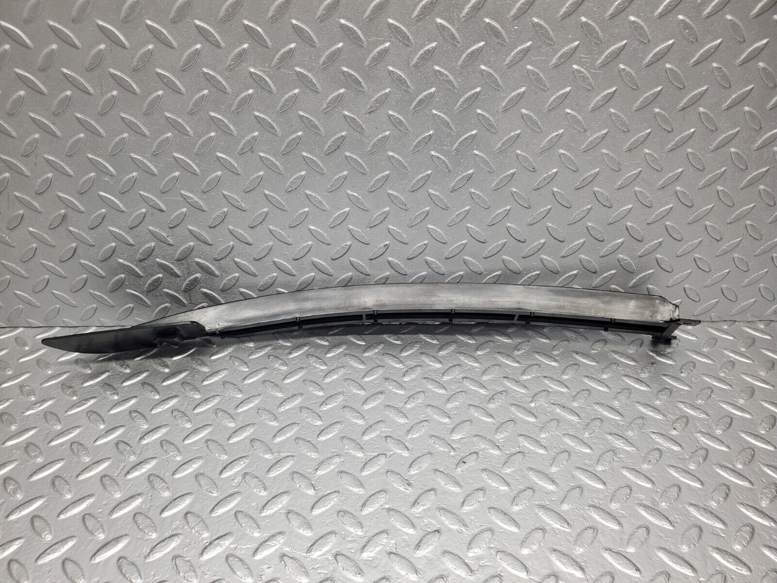 46350 Mercedes-Benz C123 280CE Coupe Front Bumper Lower Grill Left 1238880123