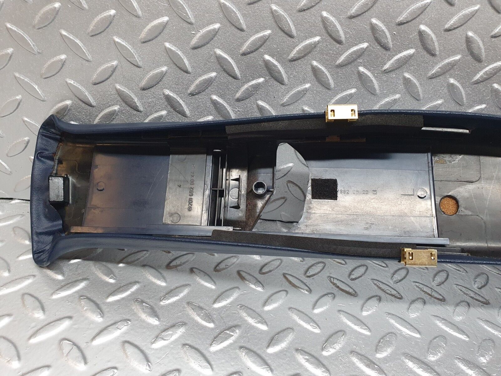 42654 Mercedes-Benz W201 190 2.0L B Pillar Cover Left Blue 2016921789 2016920044