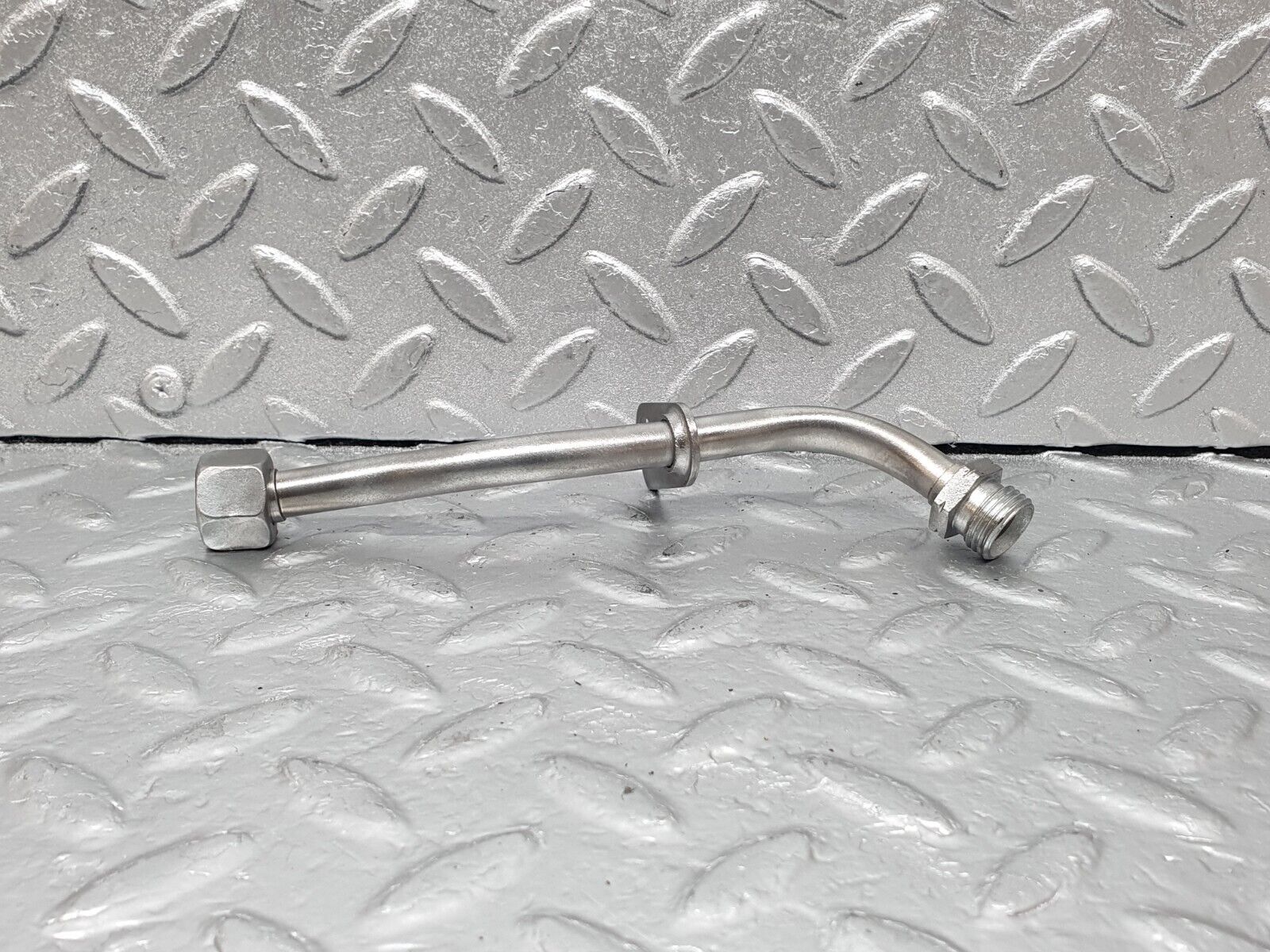 43567 Mercedes-Benz C126 380SEC Coupe Intake Manifold Brake Servo Pipe