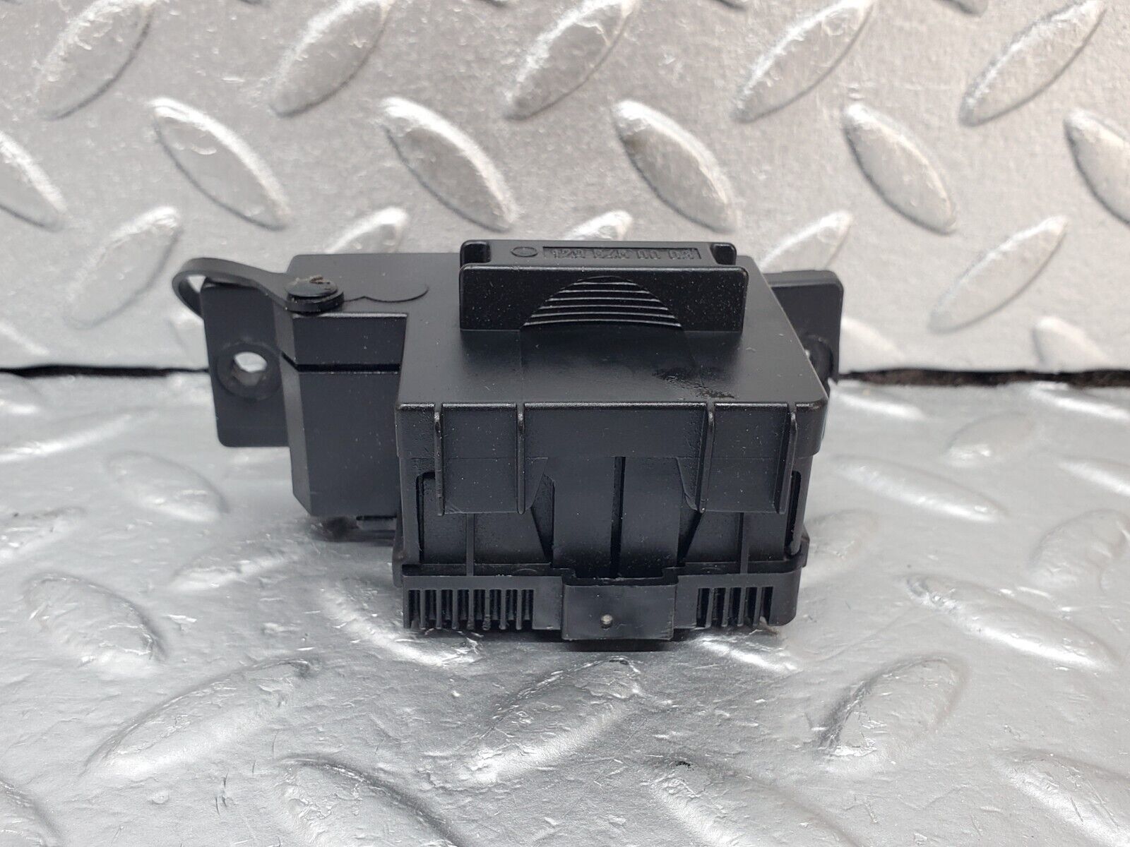 44936 Mercedes-Benz R129 300SL Coupe Diagnostic Connector 1295455540 1295450003