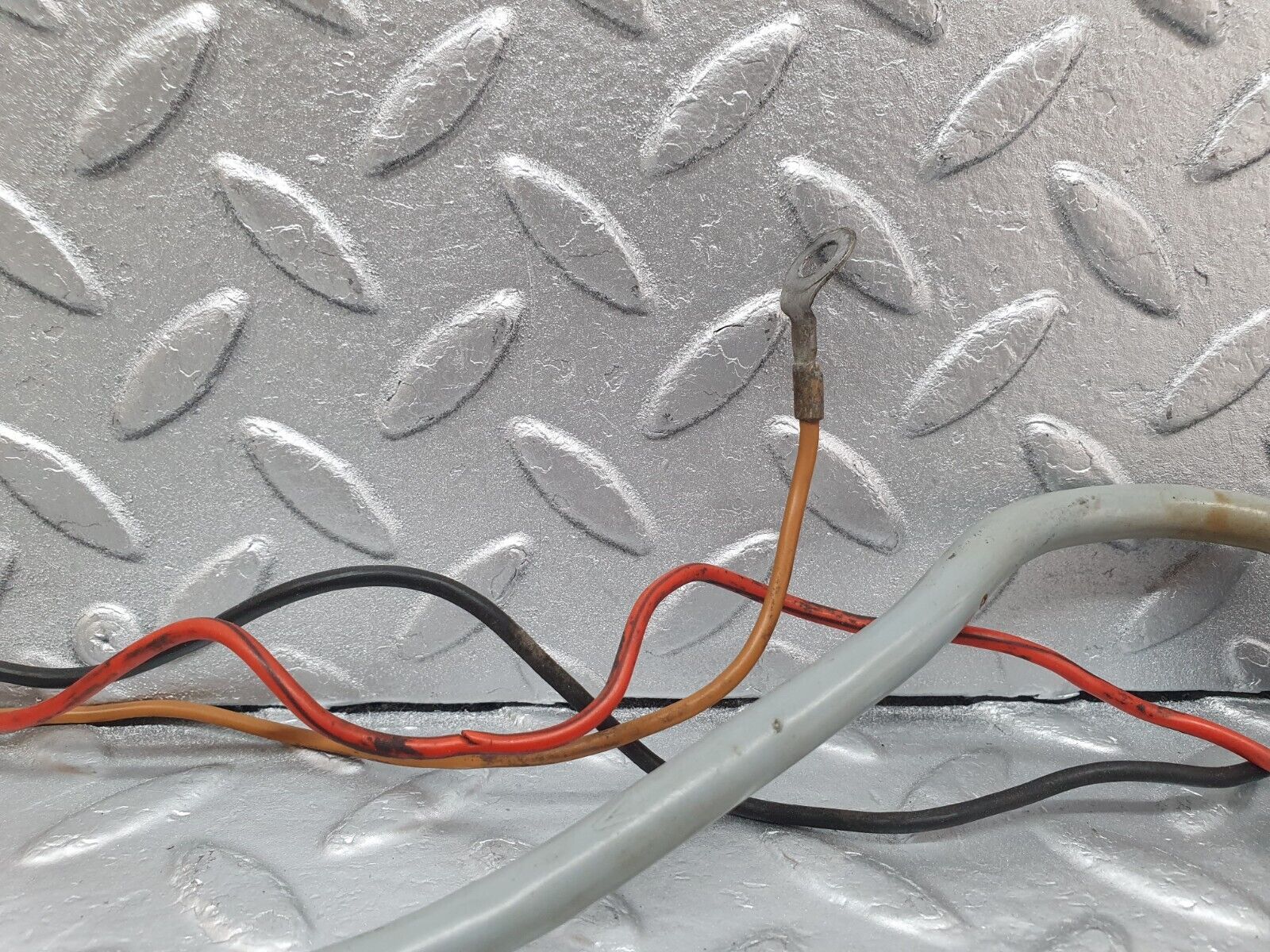 43693 Mercedes-Benz C126 380SEC Coupe Ignition Control Unit Cable 09961812