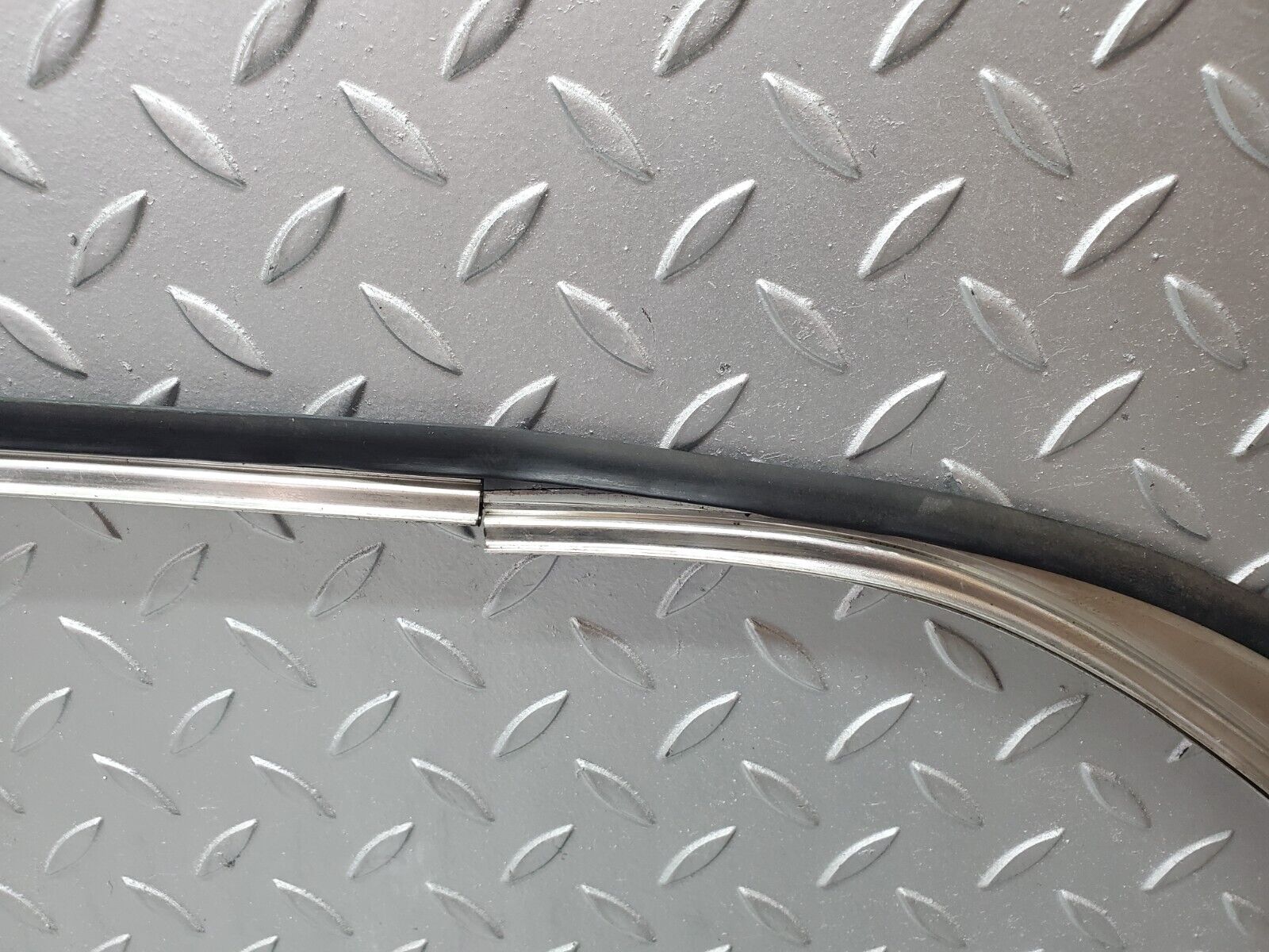 44546 Mercedes-Benz W123 280E Roof Chrome Moulding Trim Right Side 1236981430