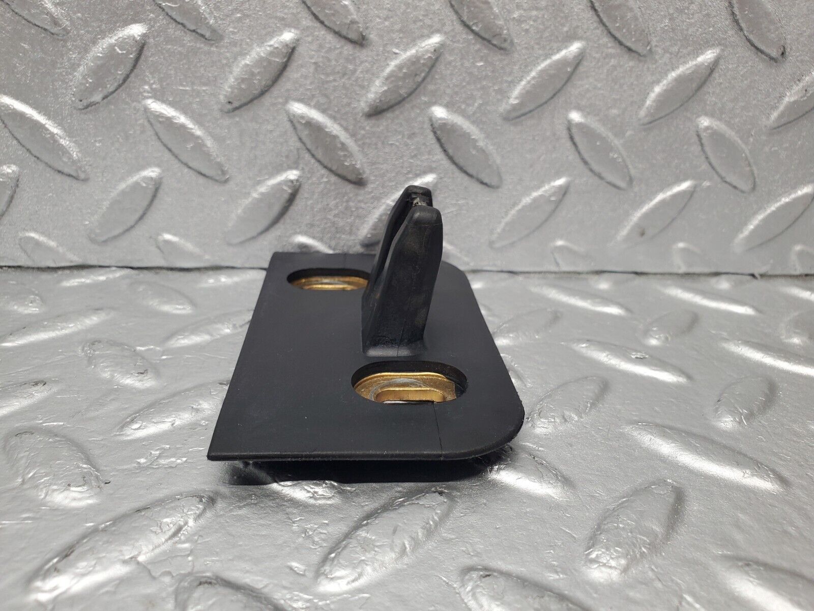 47005 Mercedes-Benz R129 320SL Coupe Trunk Lock Latch