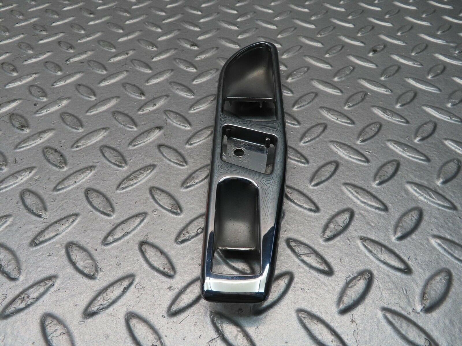 11684 Mercedes-Benz R107 450SL Interior Door Handle Chrome Surround