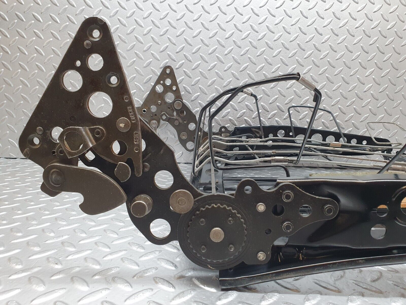 43947 Mercedes-Benz C123 230CE Coupe Front Right Seat Backrest