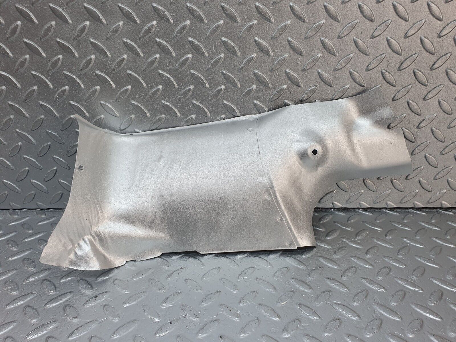 42688 Mercedes-Benz W201 190 2.0L Exhaust Heat Shield